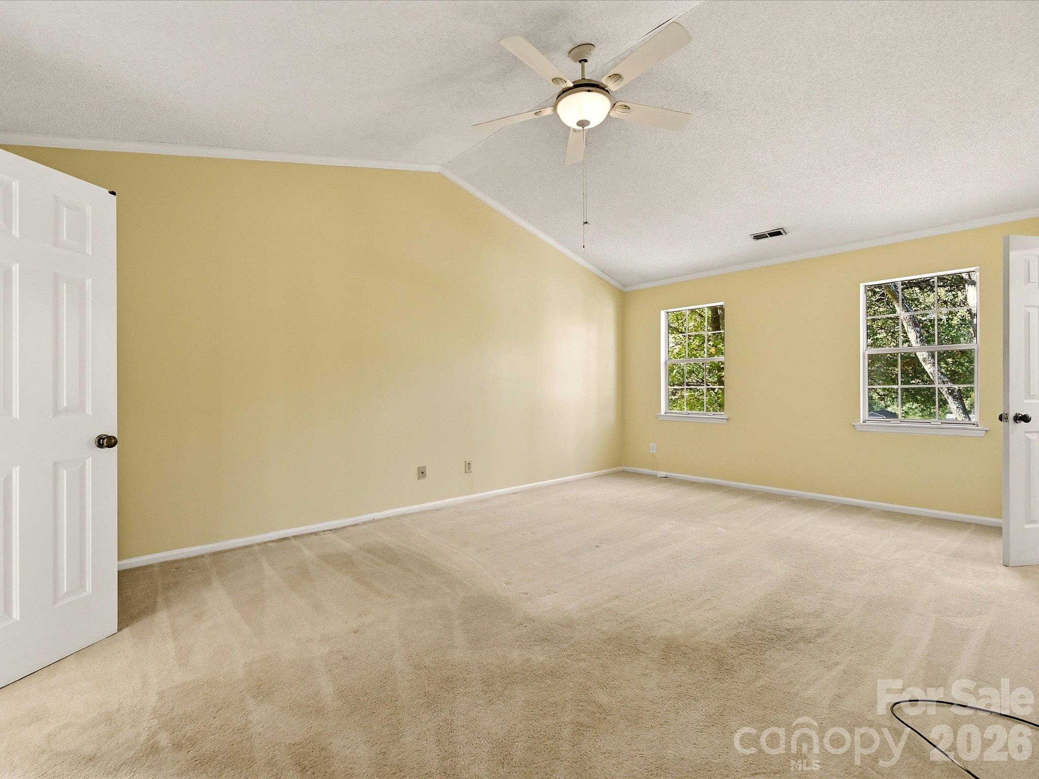 8614 Golf Ridge Drive Property Photo 18