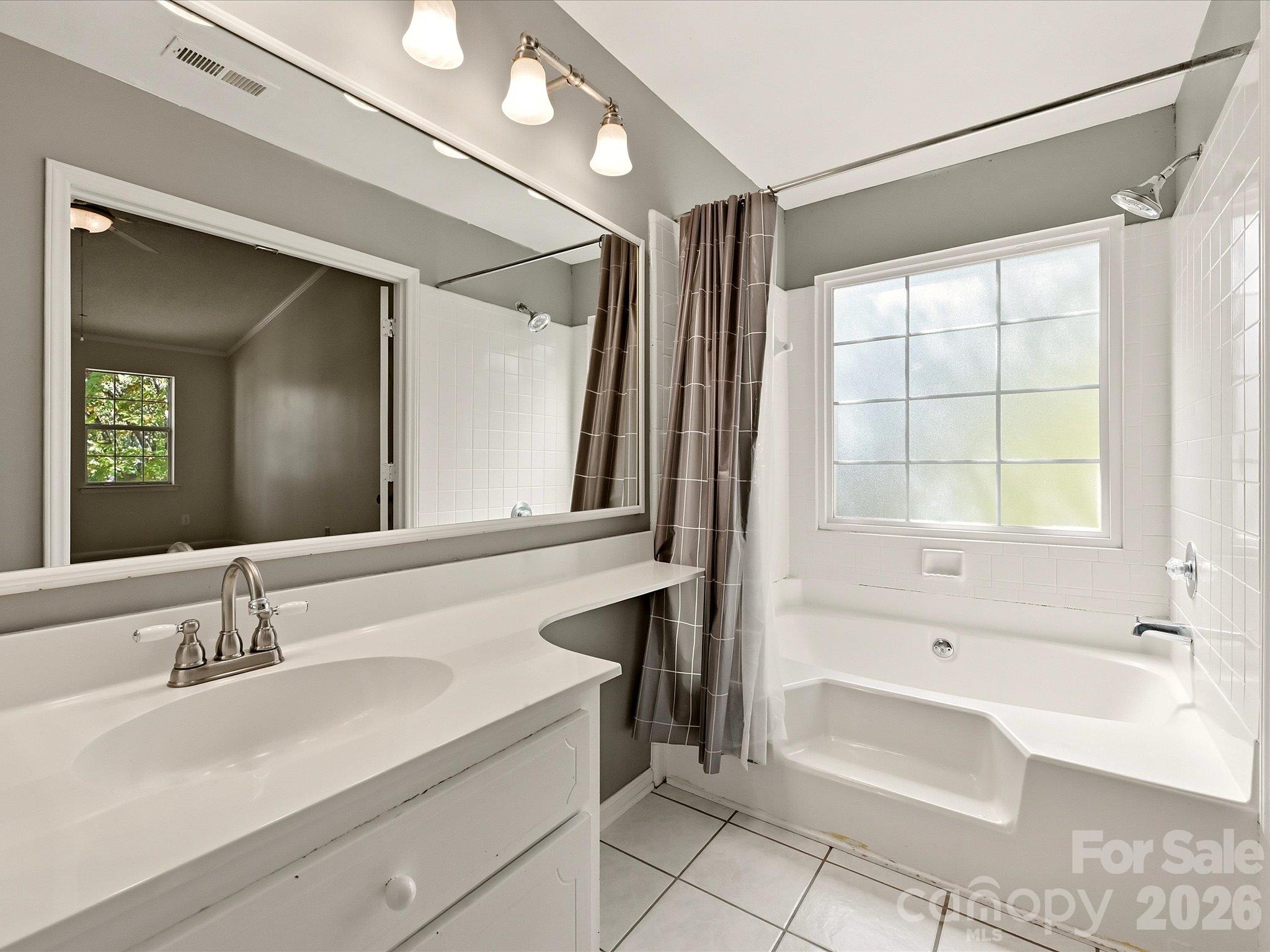 8614 Golf Ridge Drive Property Photo 20