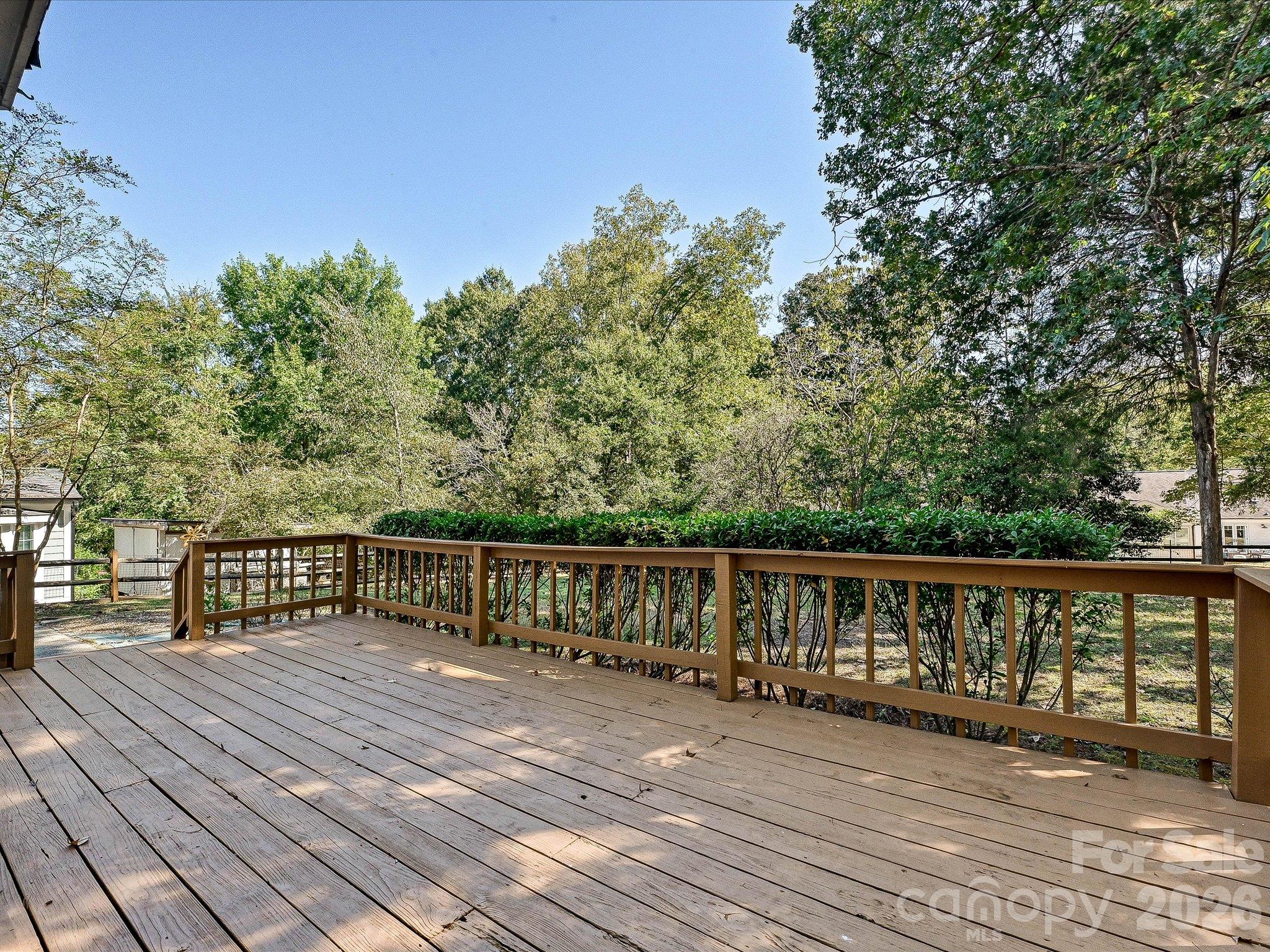 8614 Golf Ridge Drive Property Photo 26