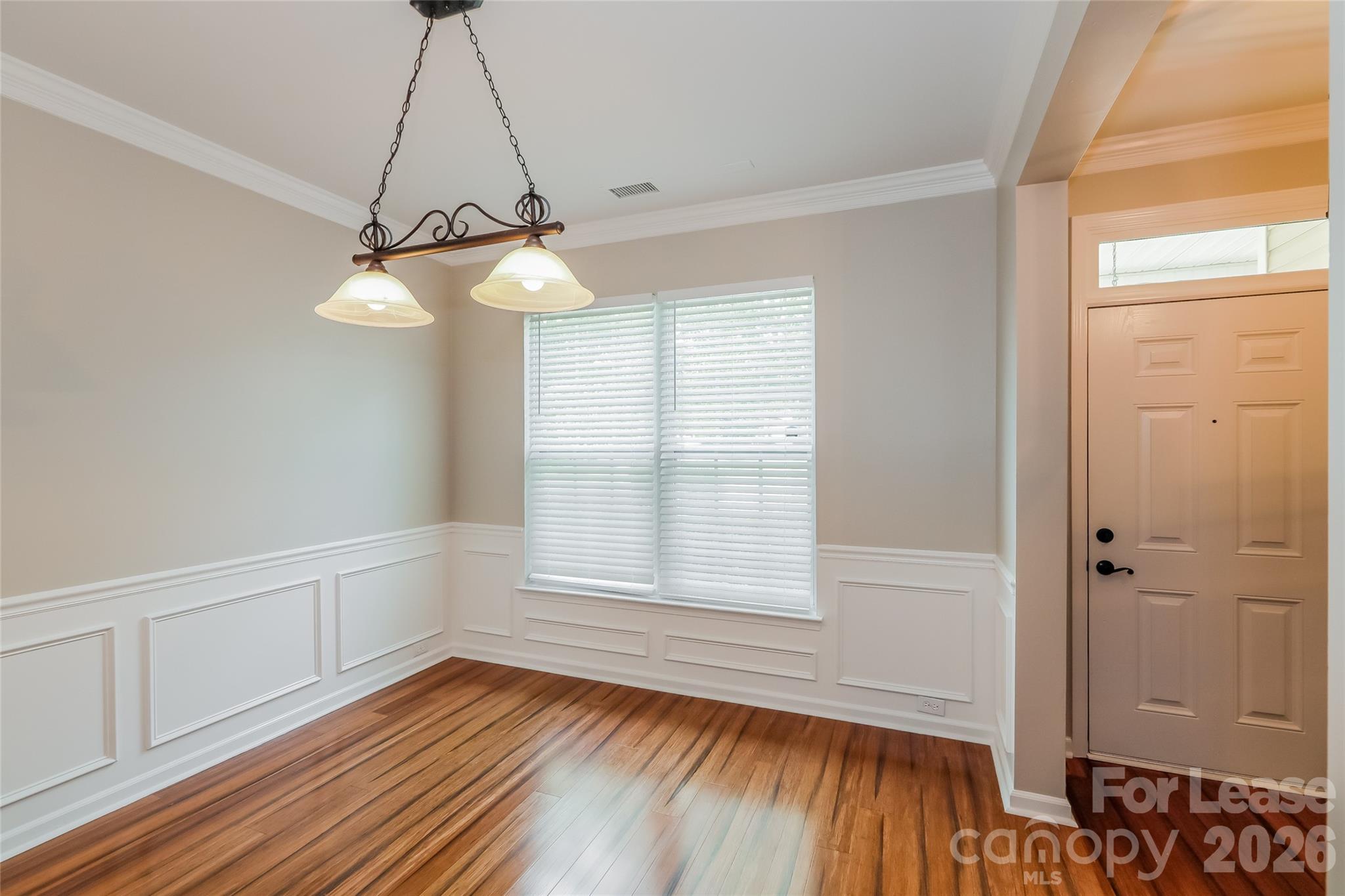 1009 Brook Valley Run Property Photo 6