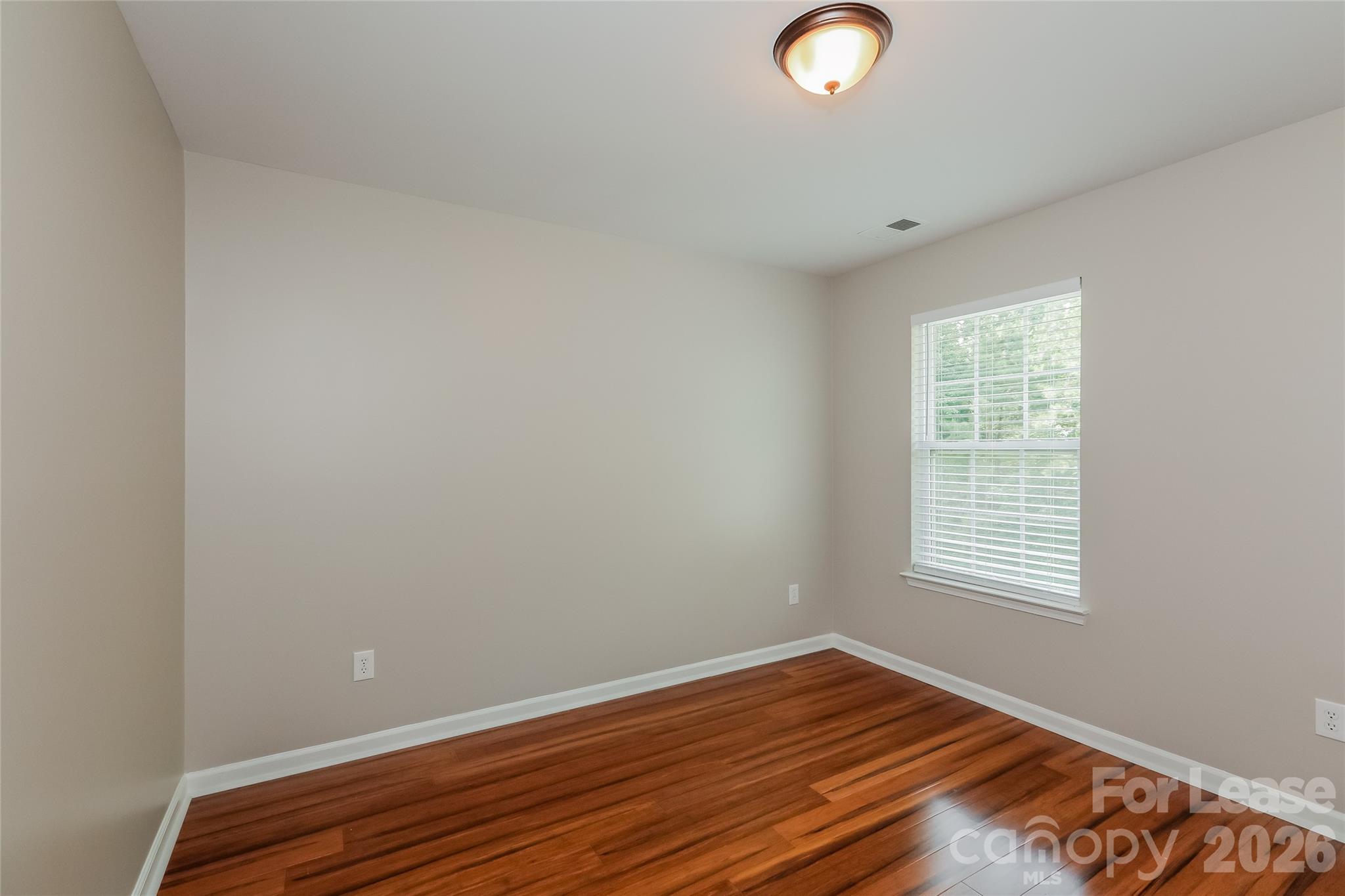 1009 Brook Valley Run Property Photo 7