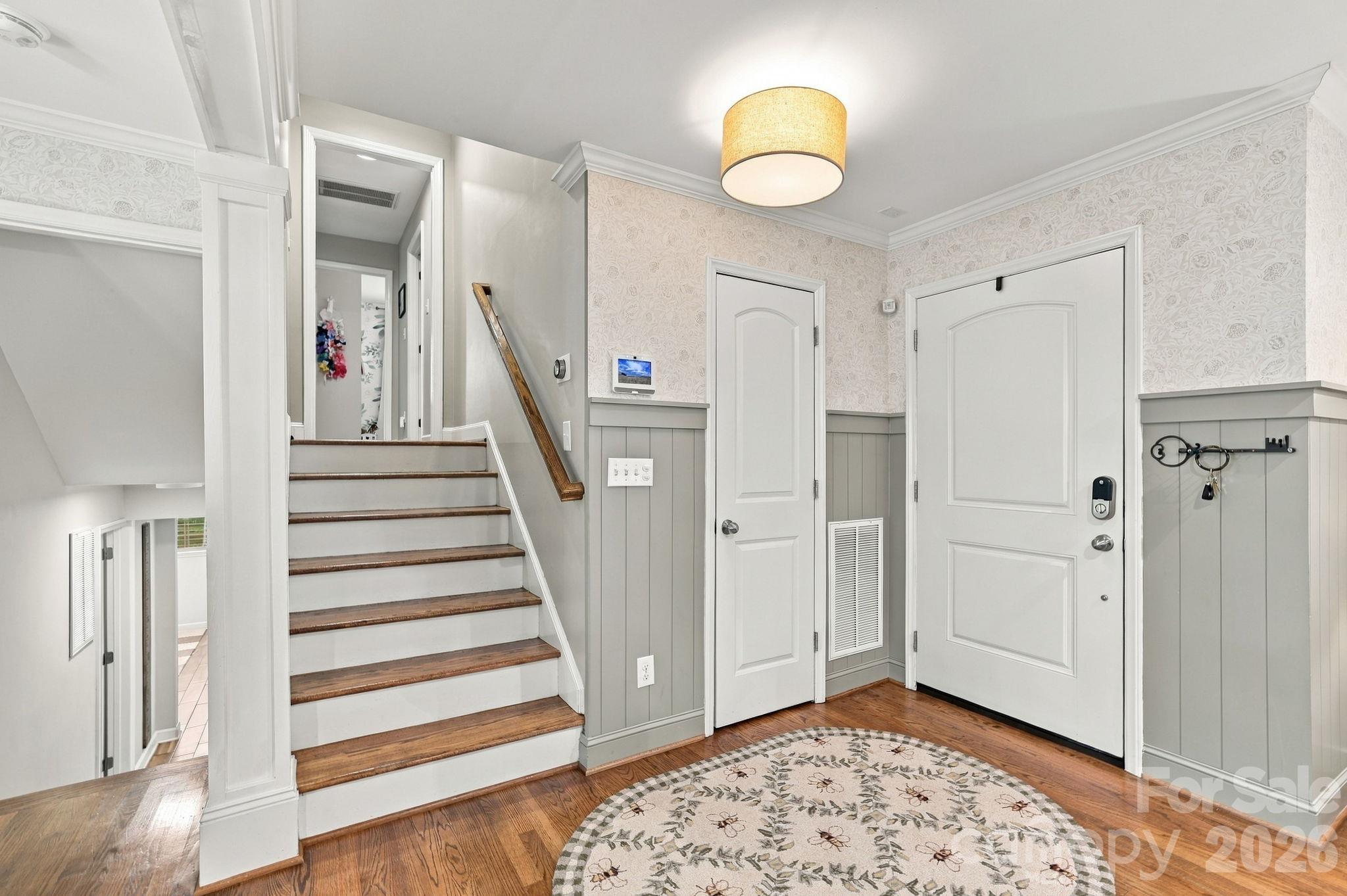 4001 Sussex Avenue Property Photo 3