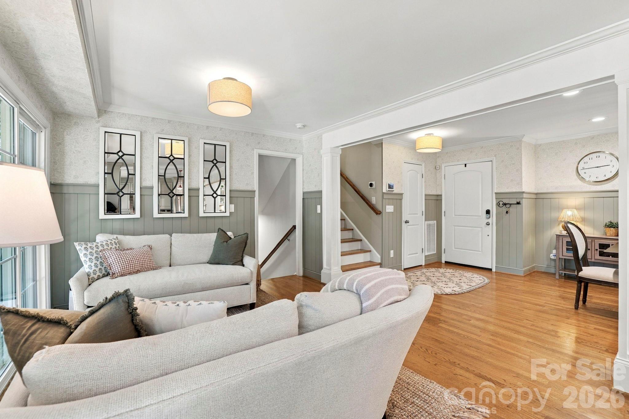 4001 Sussex Avenue Property Photo 8