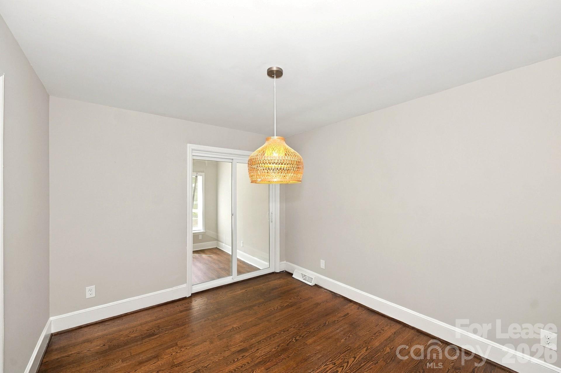 3814 Sheffield Drive Property Photo 7