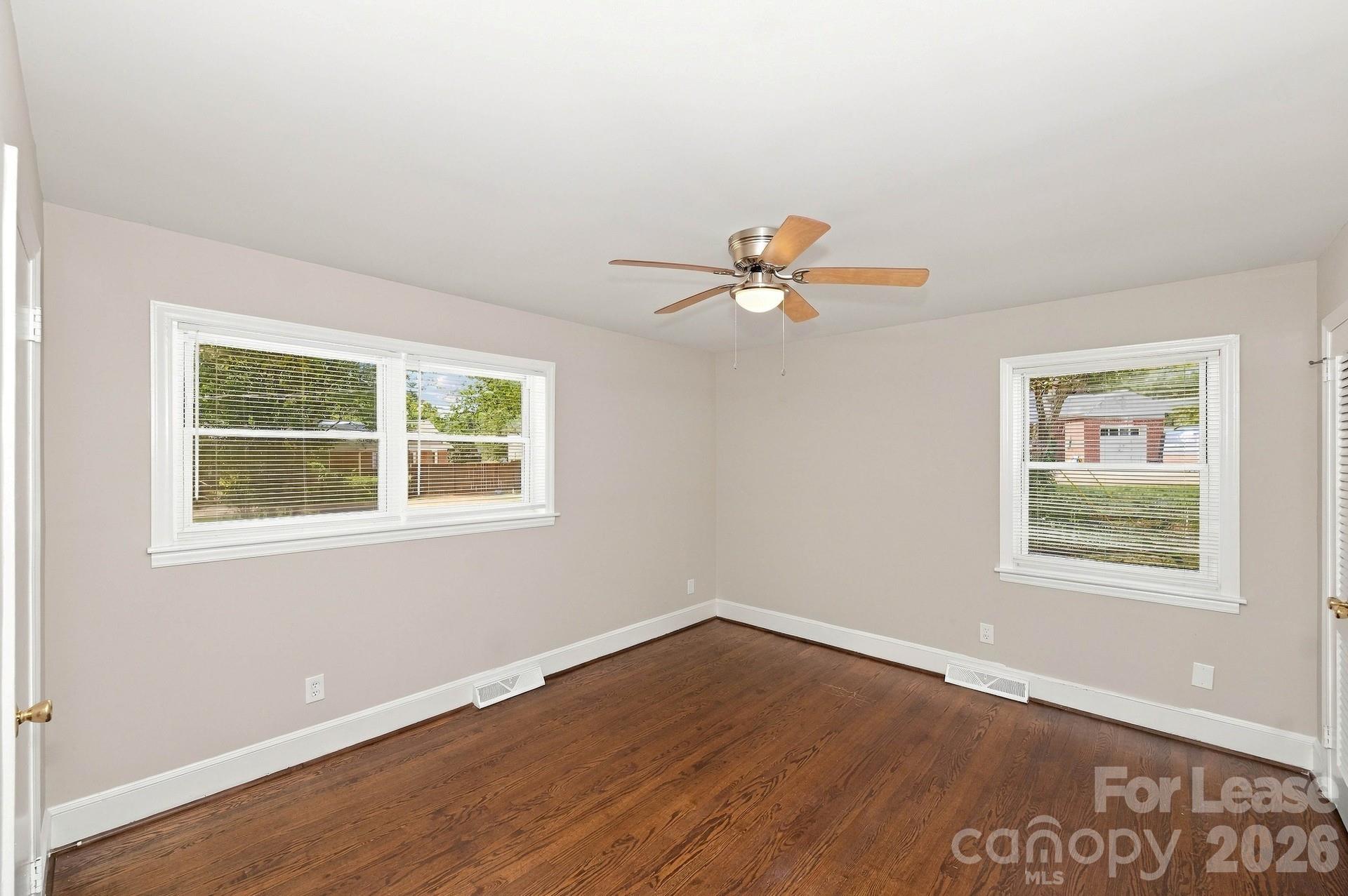 3814 Sheffield Drive Property Photo 8