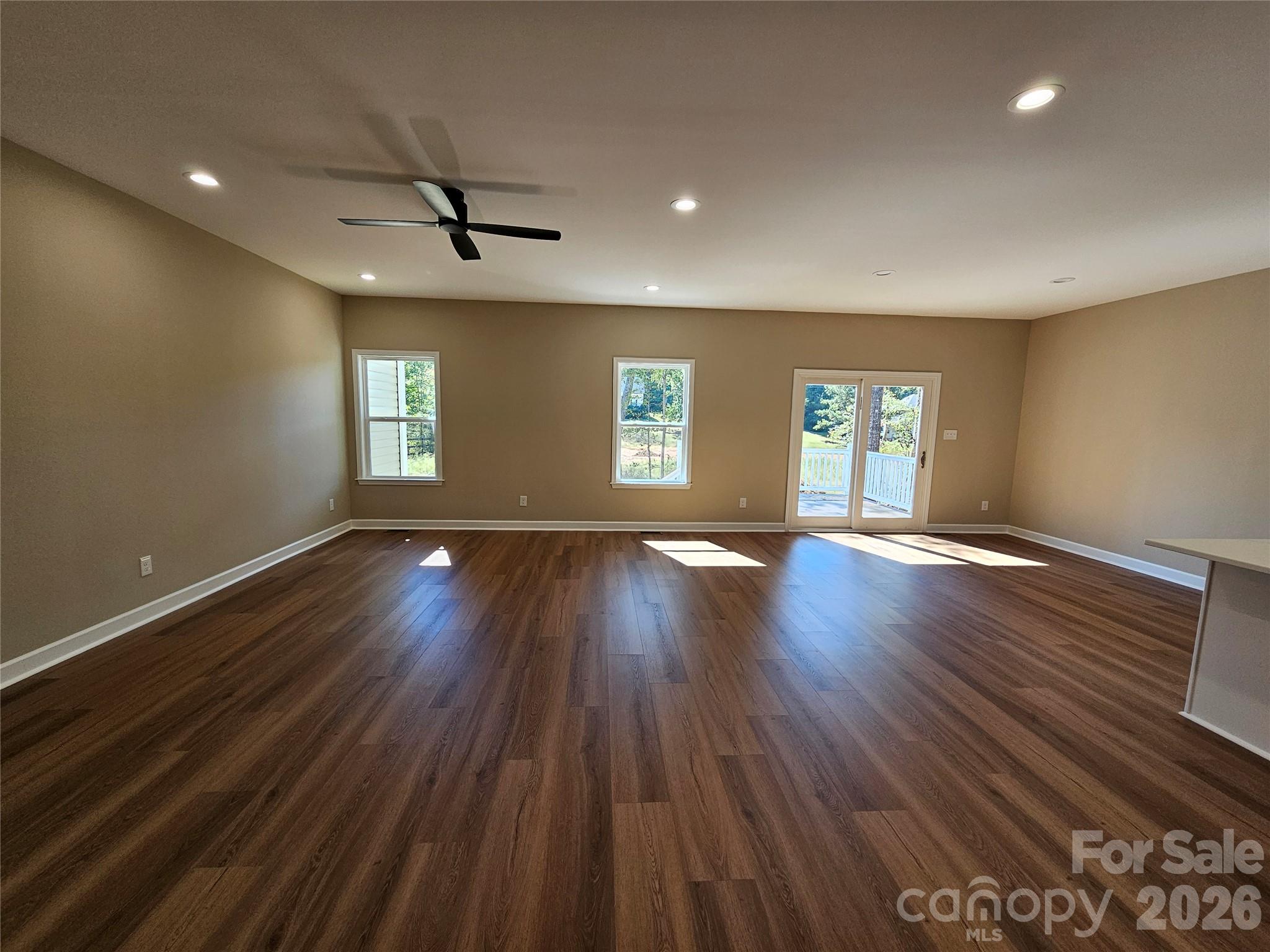 3670 Travertine Drive Property Photo 5