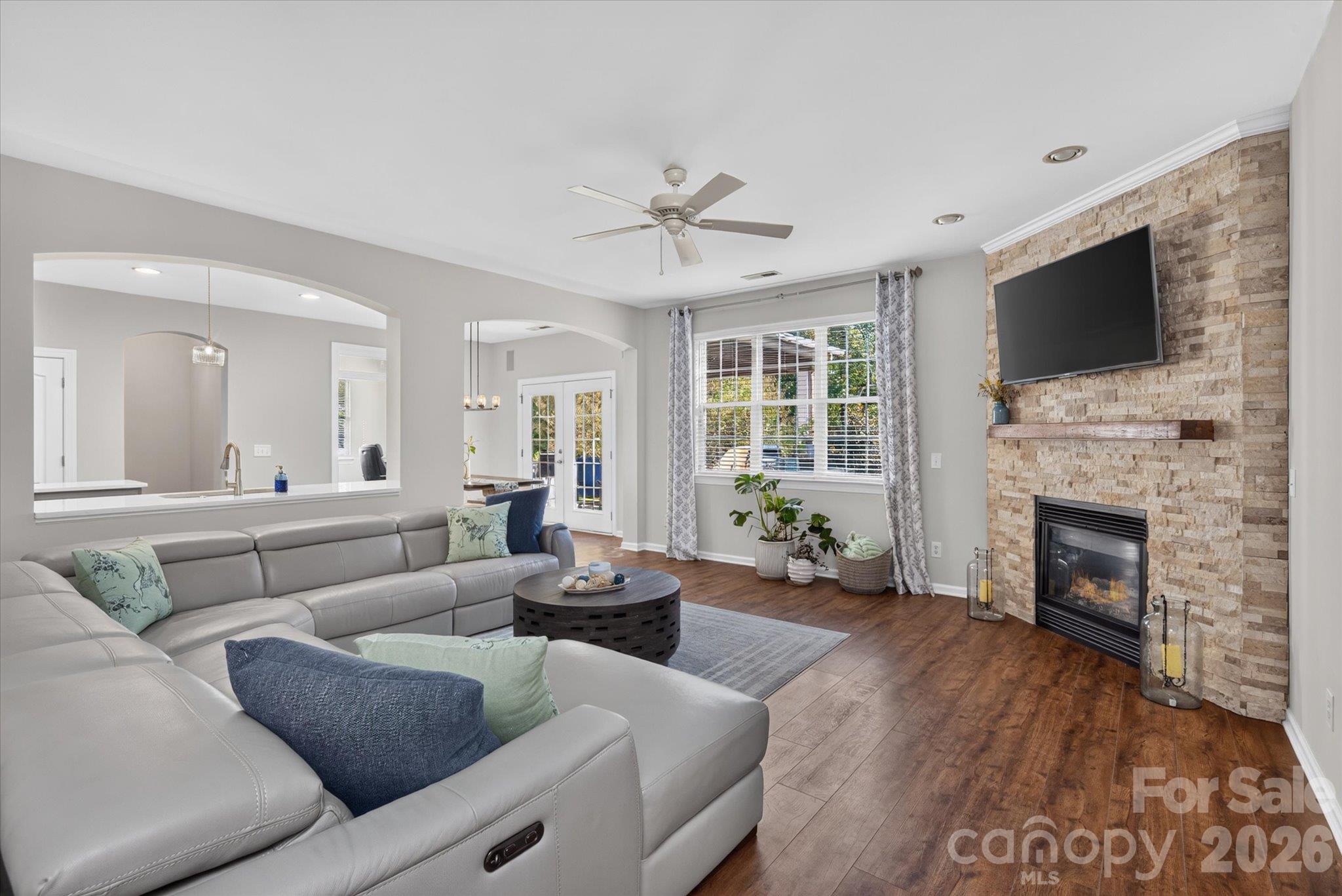 6107 Cactus Valley Road Property Photo 9