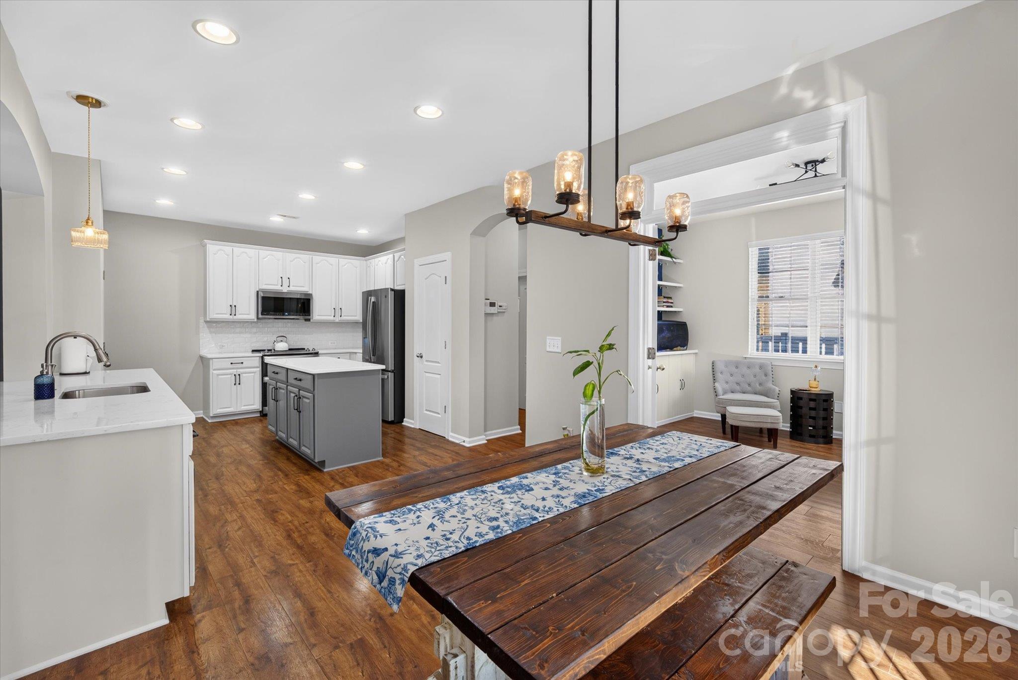 6107 Cactus Valley Road Property Photo 13