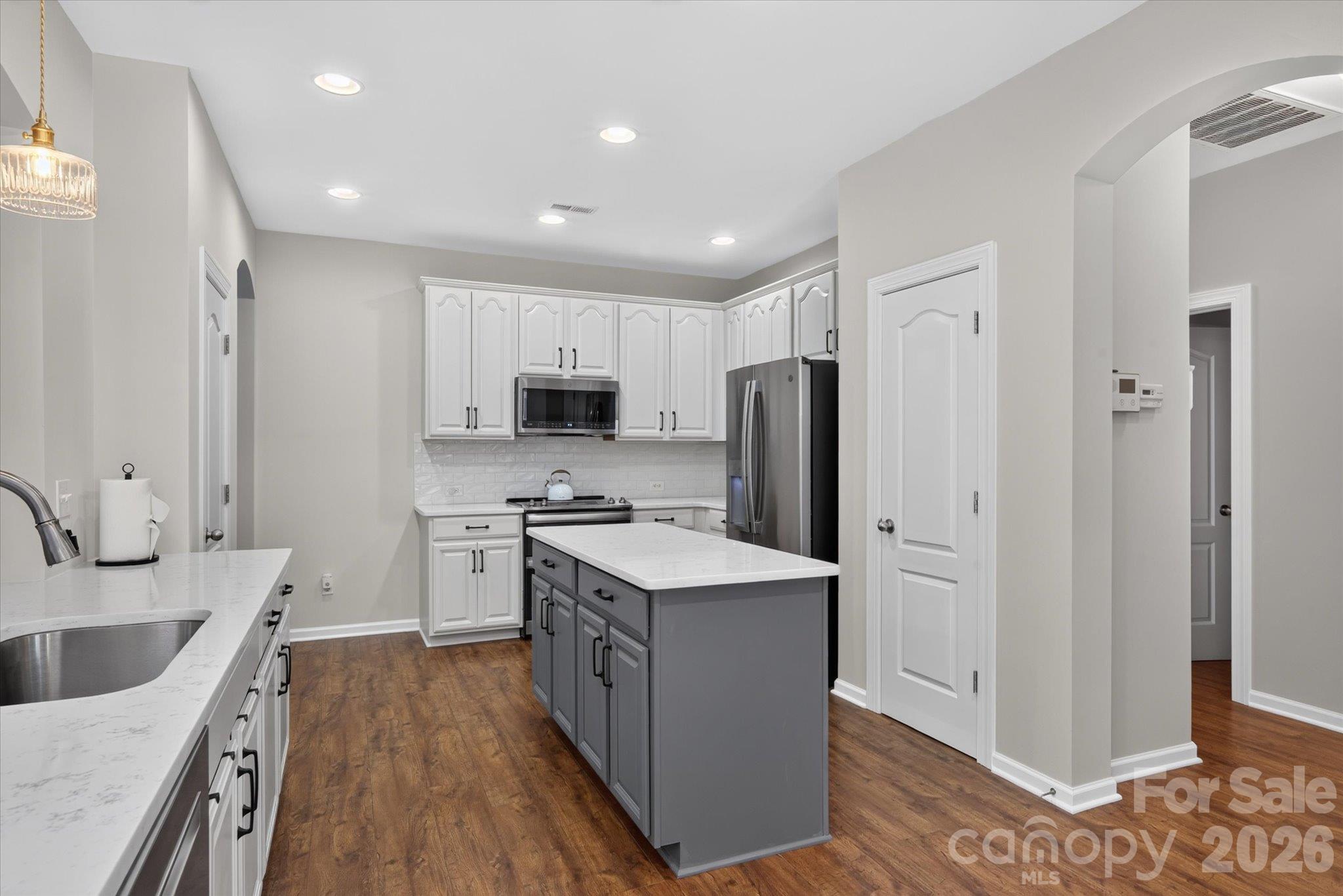 6107 Cactus Valley Road Property Photo 14