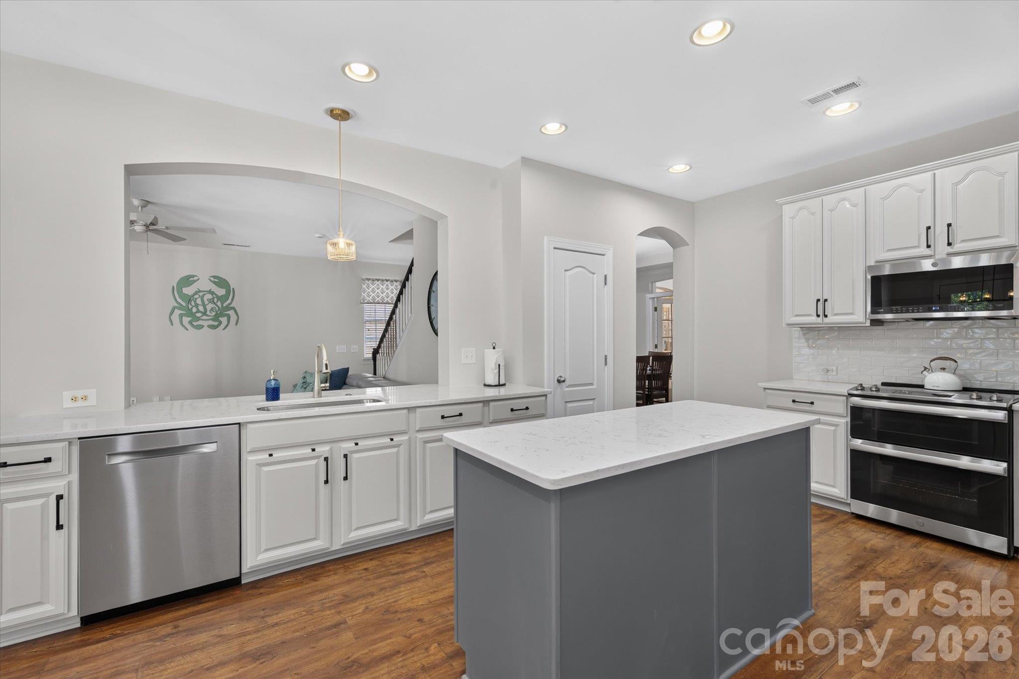 6107 Cactus Valley Road Property Photo 15