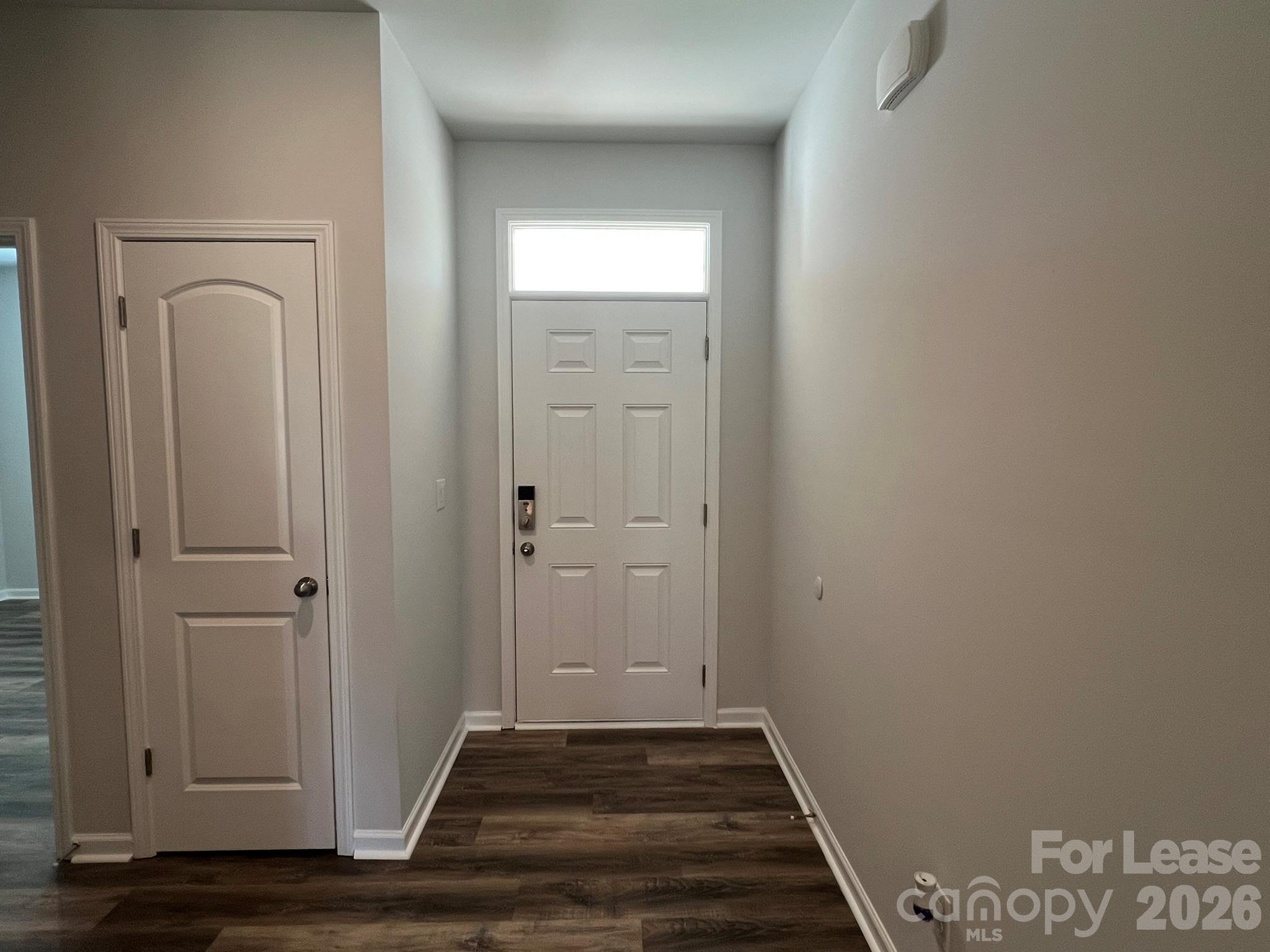 621 High Hill Drive Property Photo 4