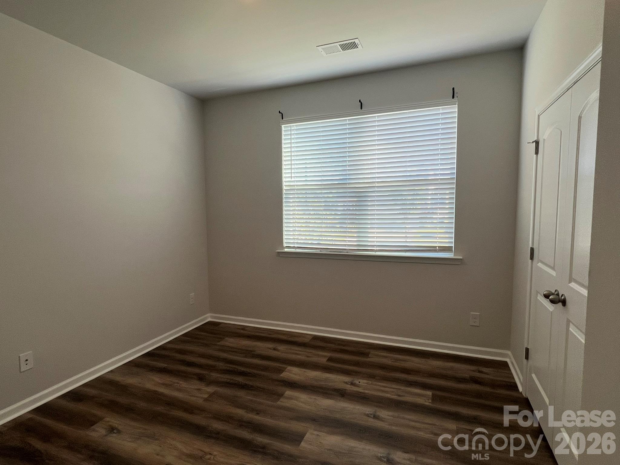 621 High Hill Drive Property Photo 5