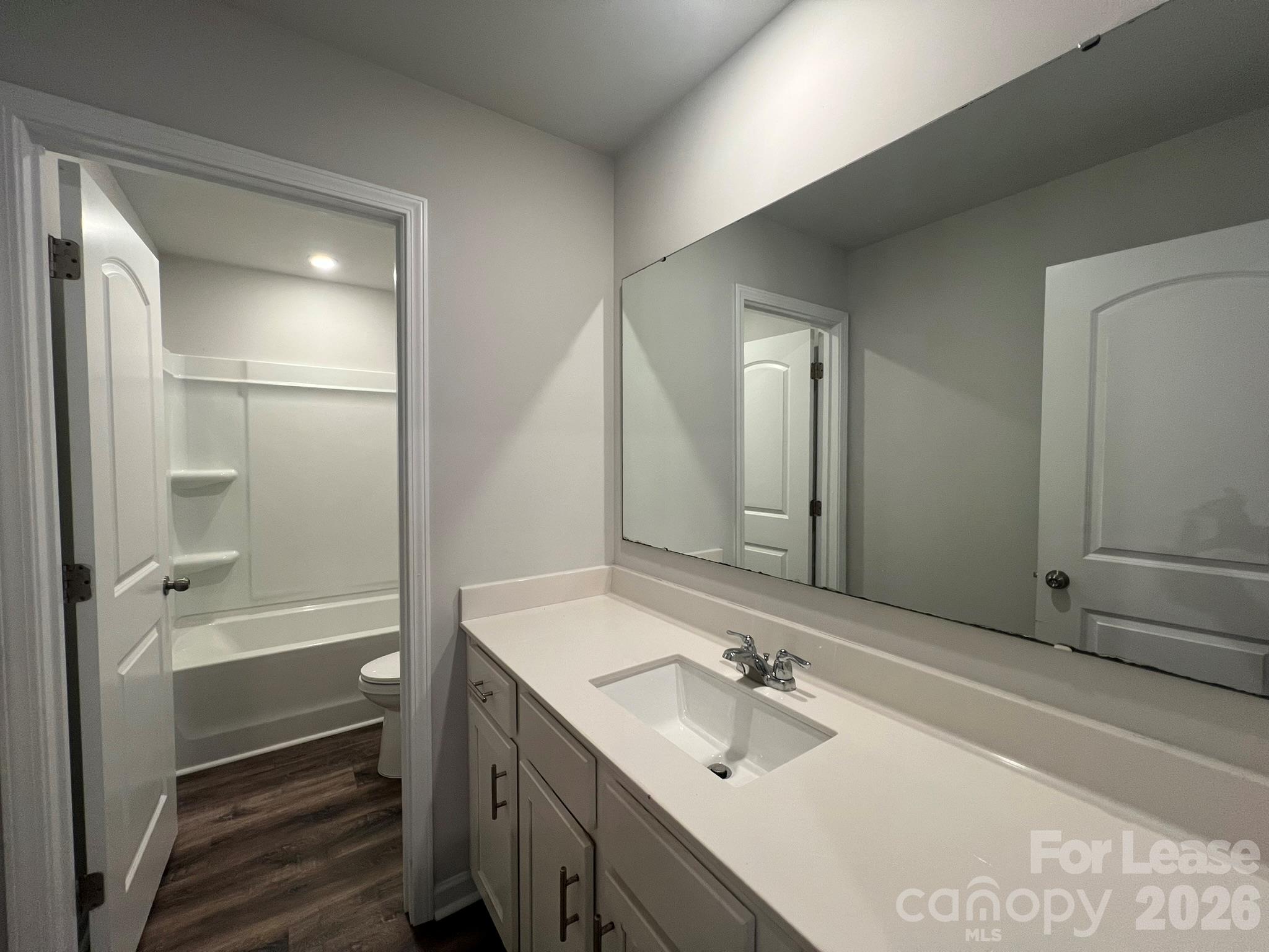 621 High Hill Drive Property Photo 21
