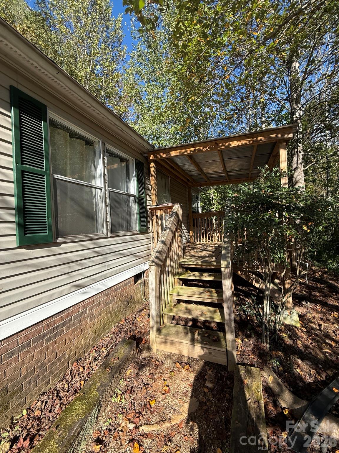 1516 Abington Road Property Photo 6