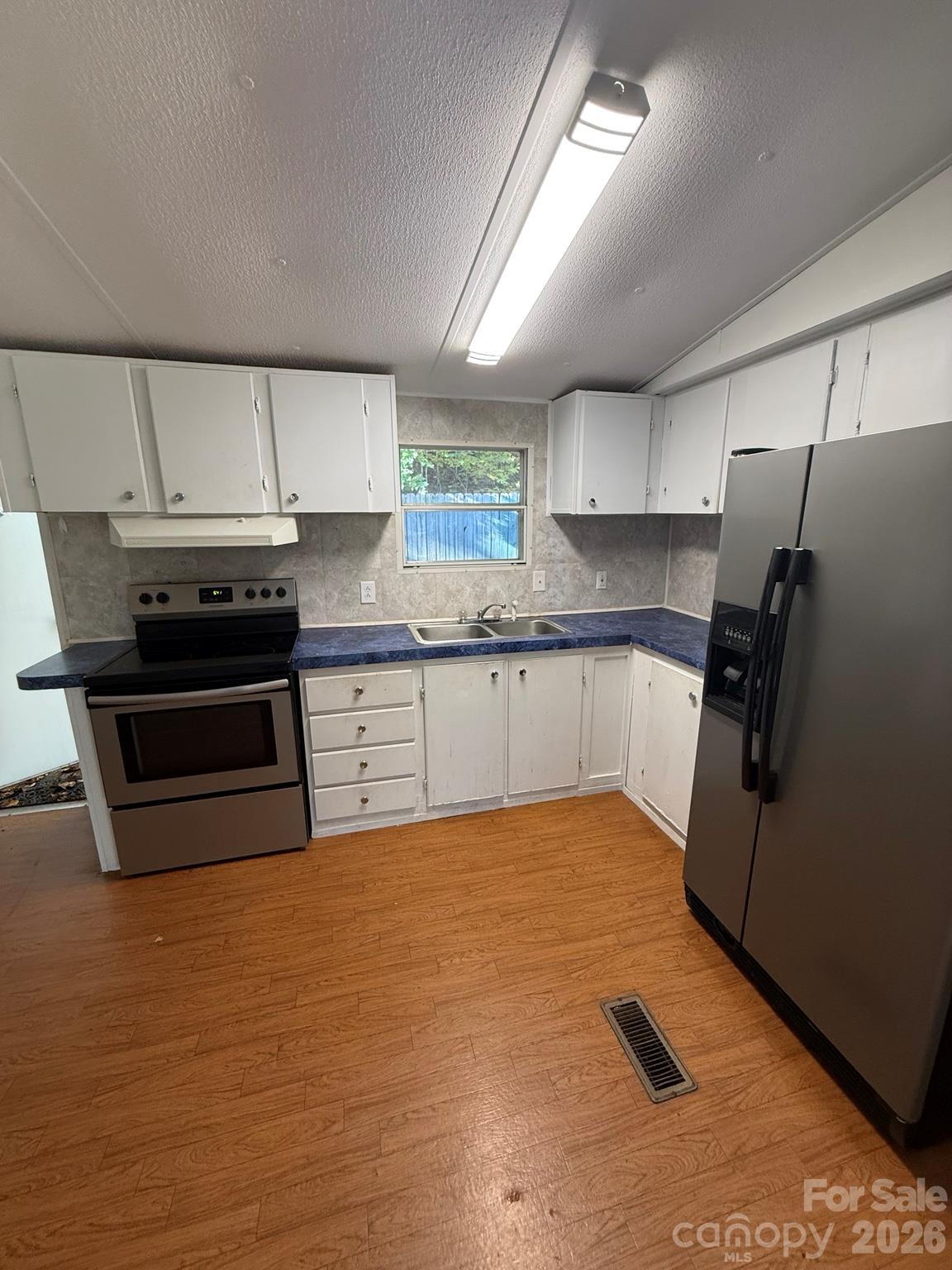 1516 Abington Road Property Photo 15