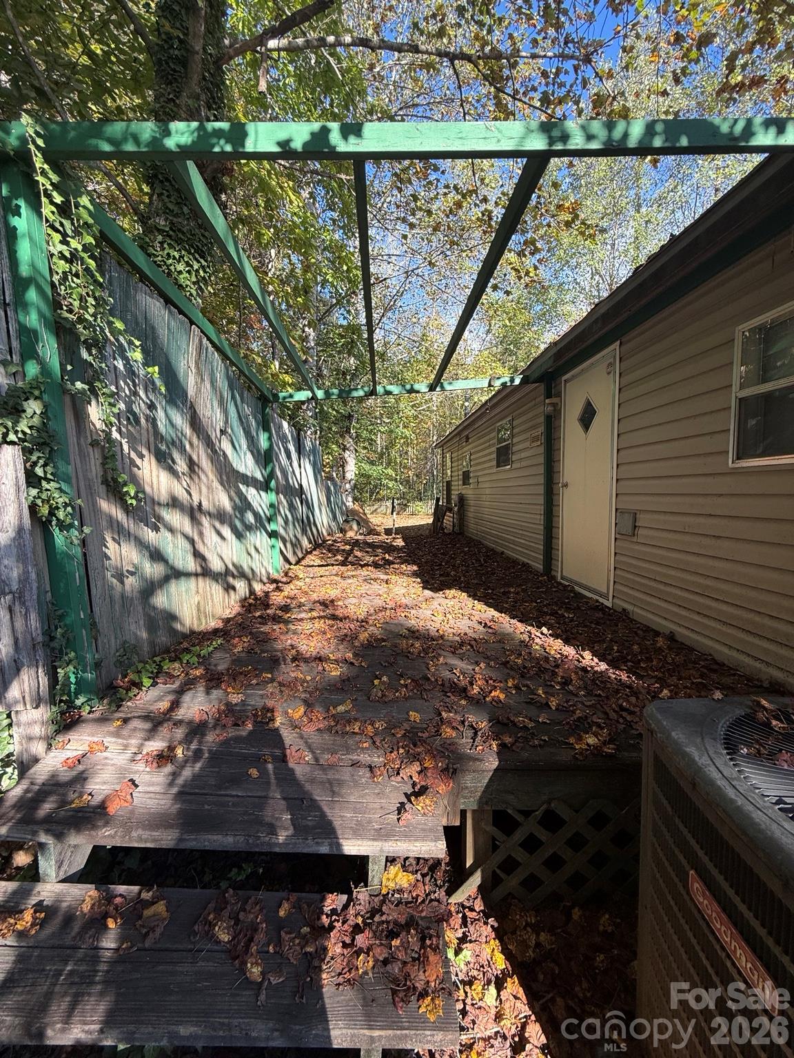 1516 Abington Road Property Photo 16