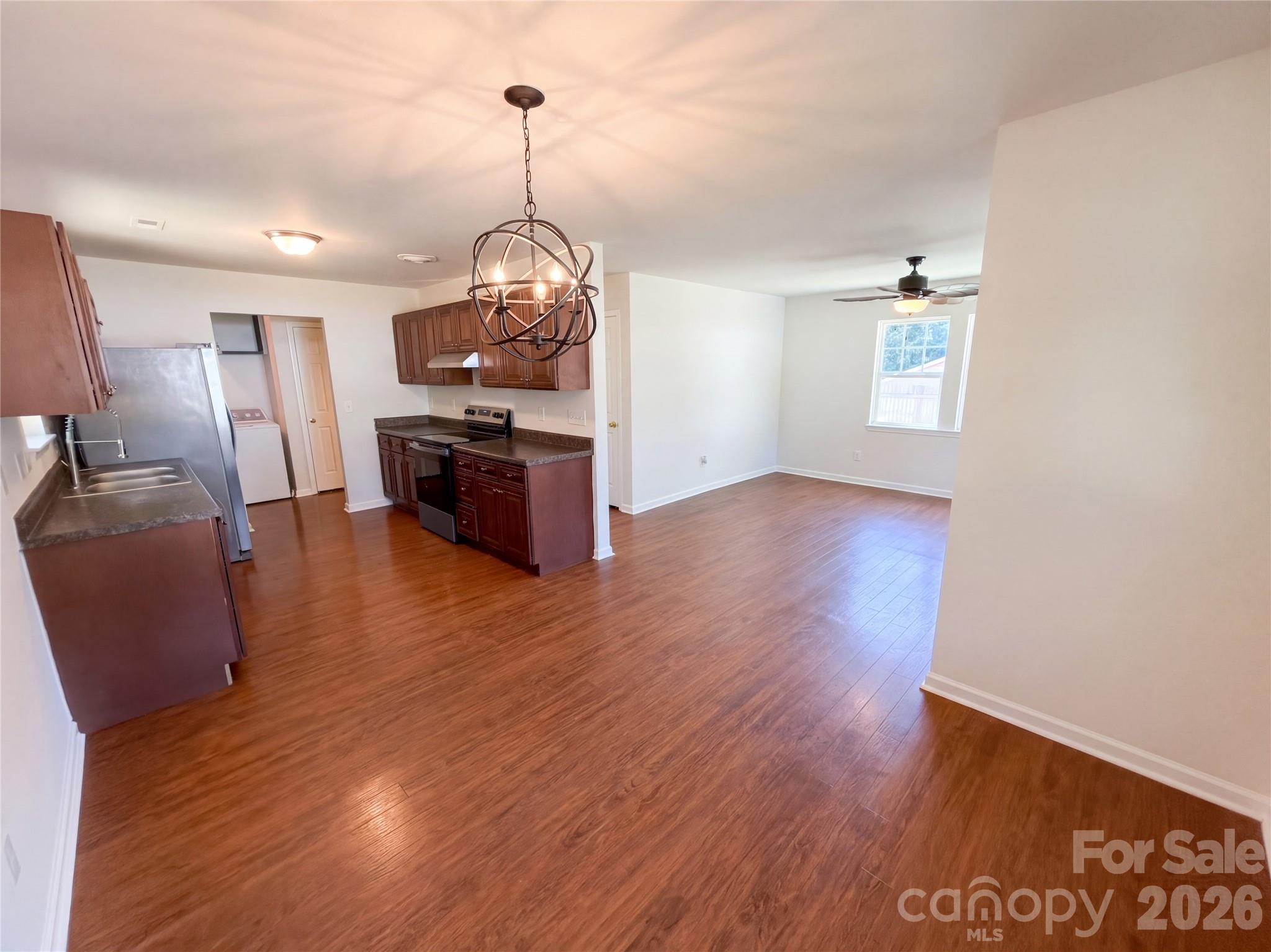 413 Greenwood Drive Property Photo 9