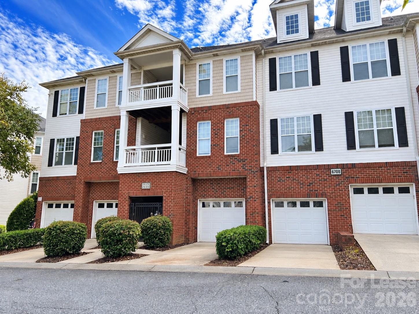 6724 Mallard Park Drive Property Photo 1