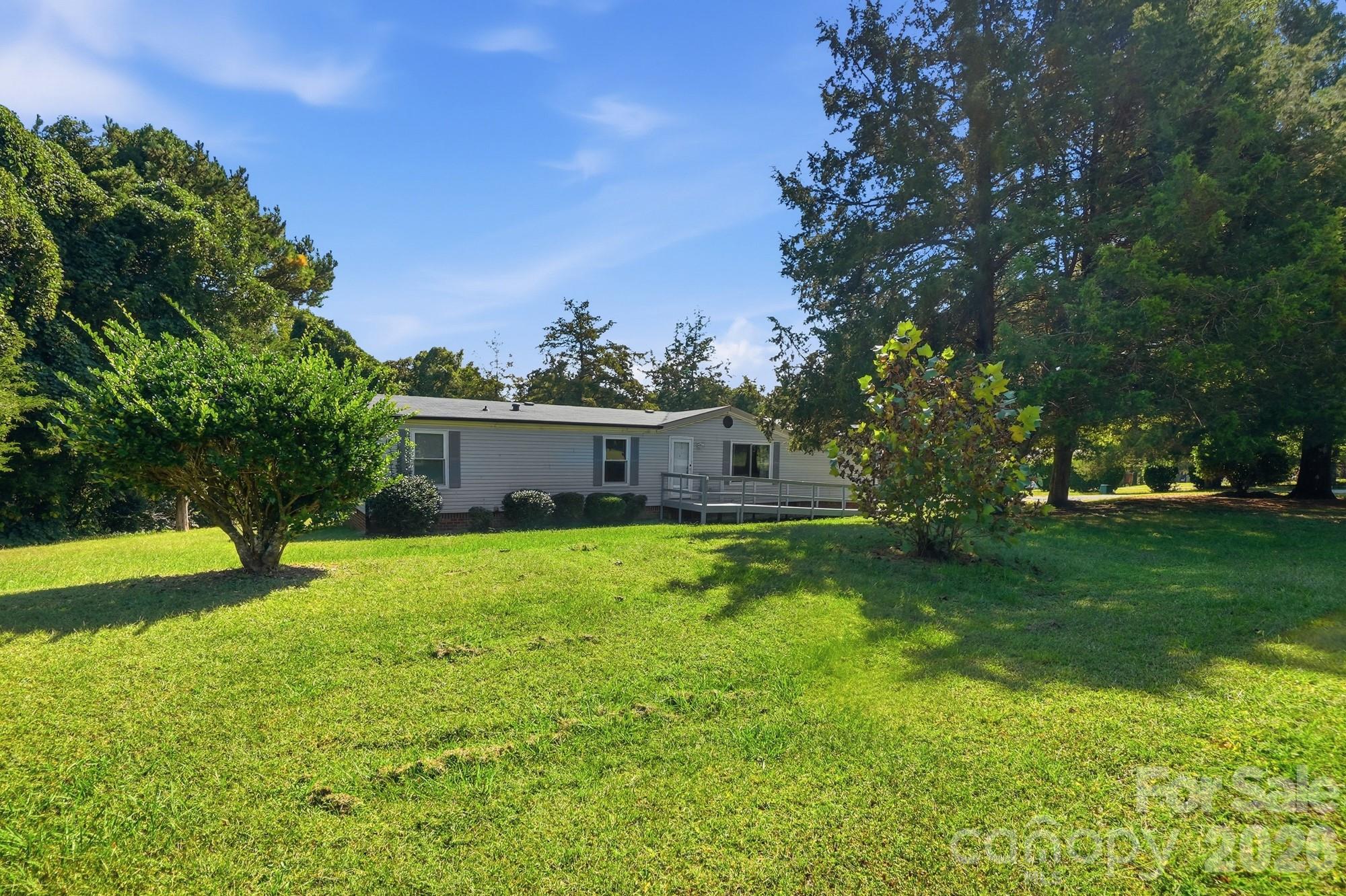 6017 Frazier Drive Property Photo 6