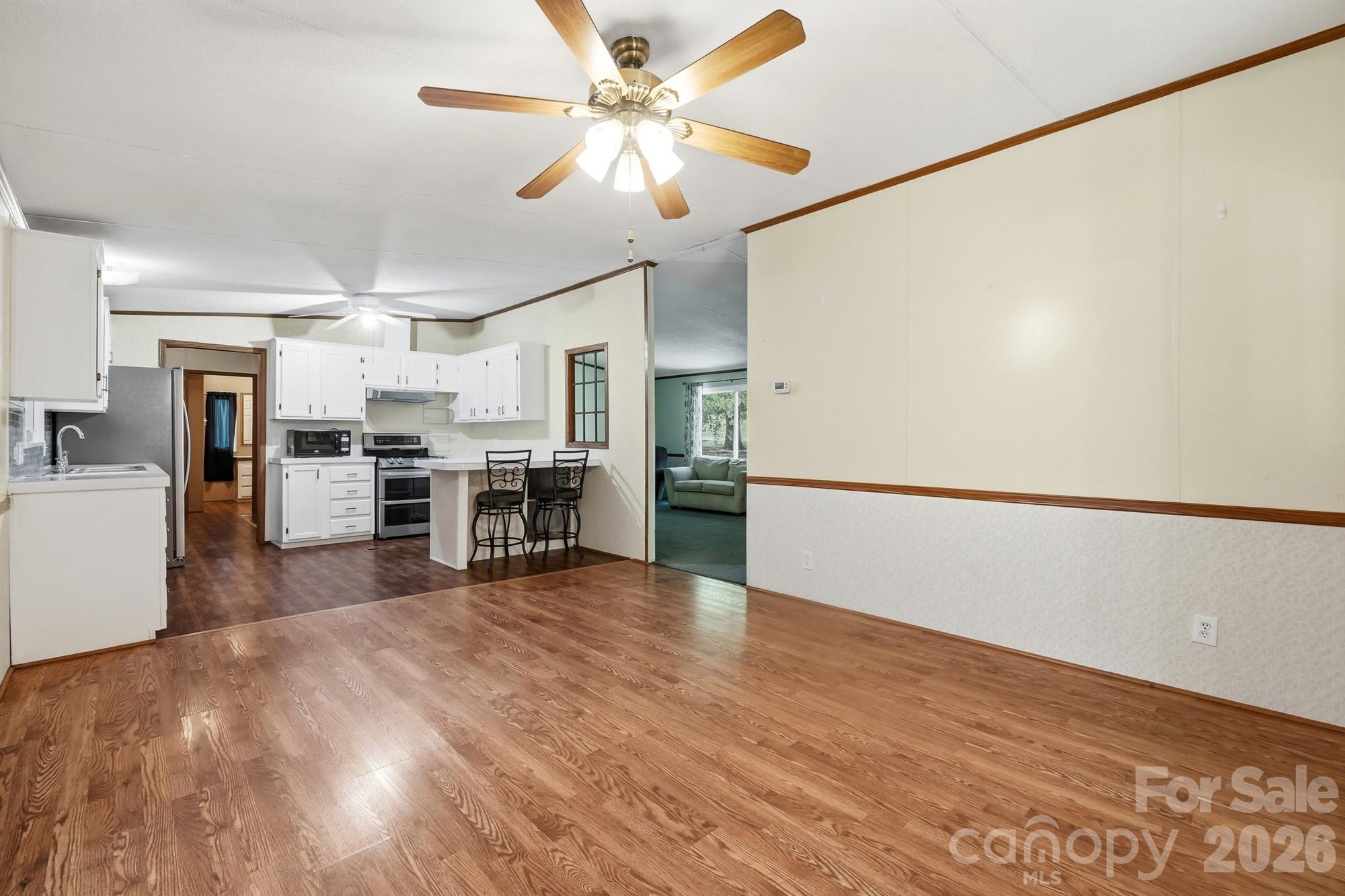 6017 Frazier Drive Property Photo 11