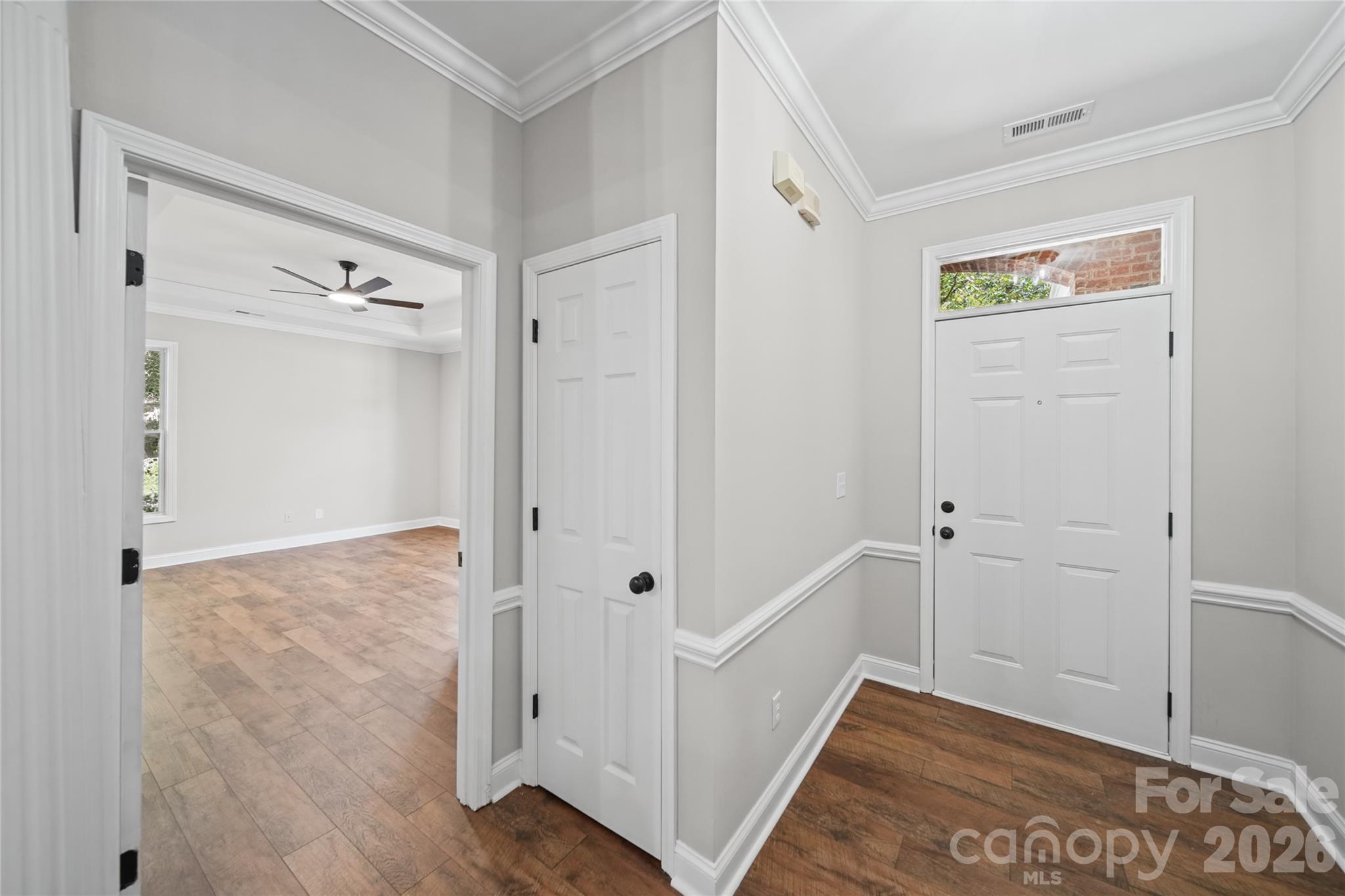 3741 Oak View Court Property Photo 3