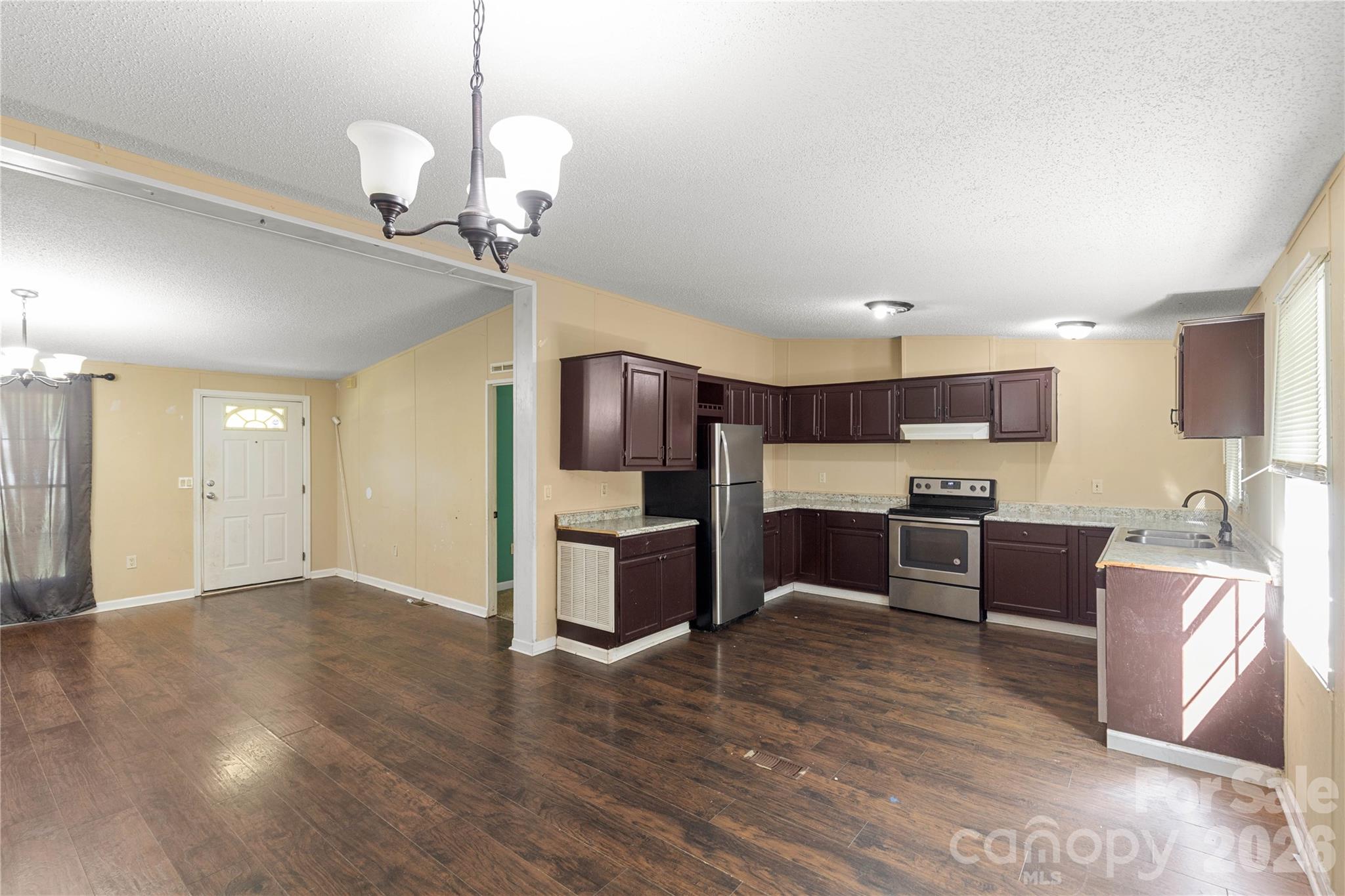 1201 Shiloh Drive Property Photo 5