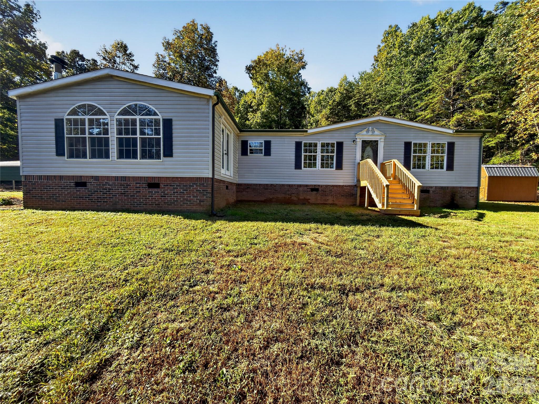 124 Tyler Terrace Property Photo 1