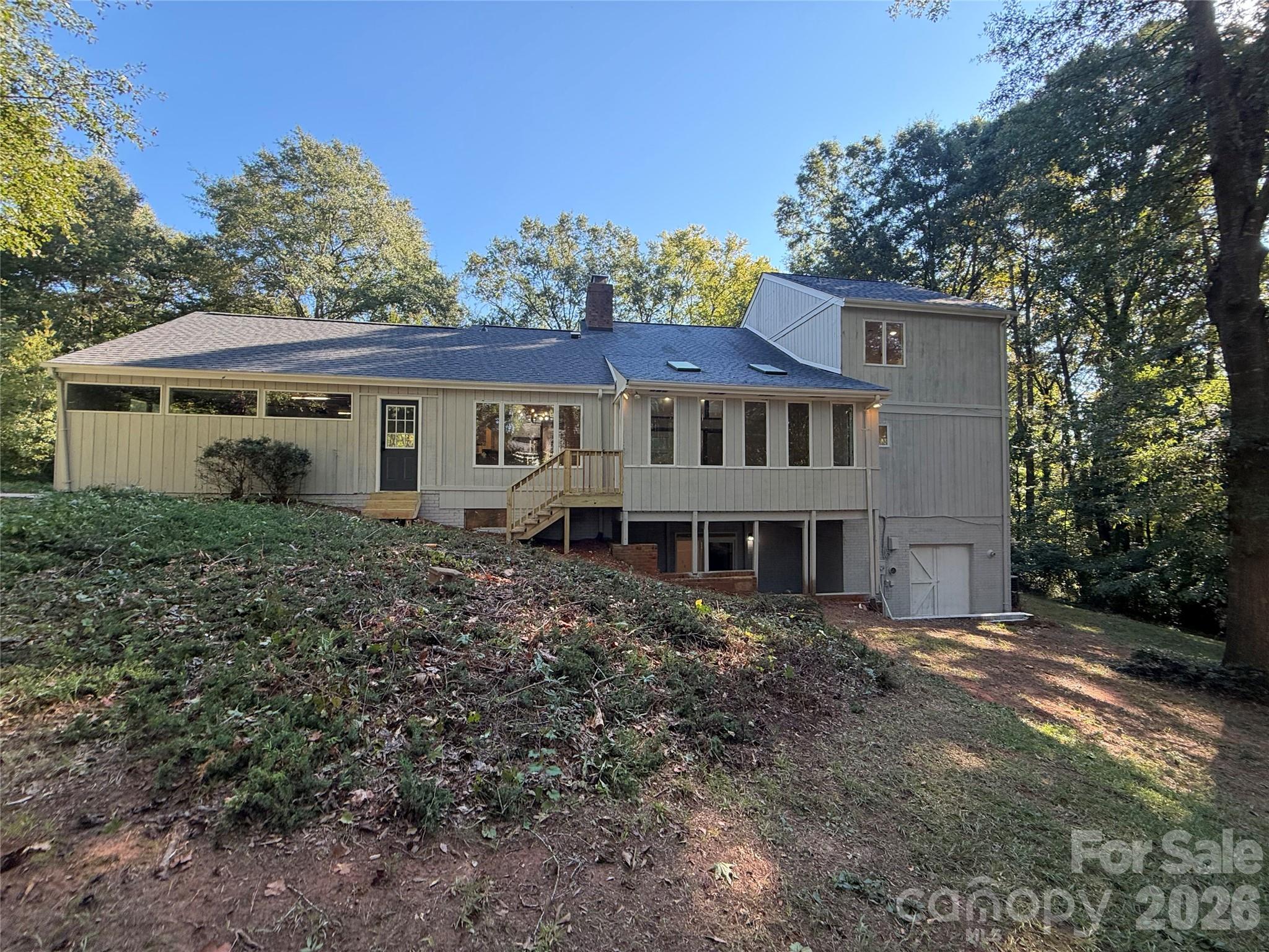 1801 Dogwood Court Property Photo 5