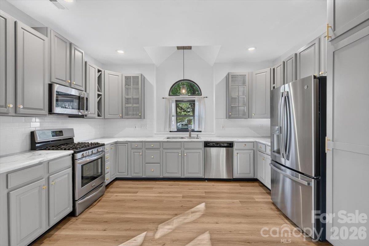 12328 Sparkling Way Property Photo 15