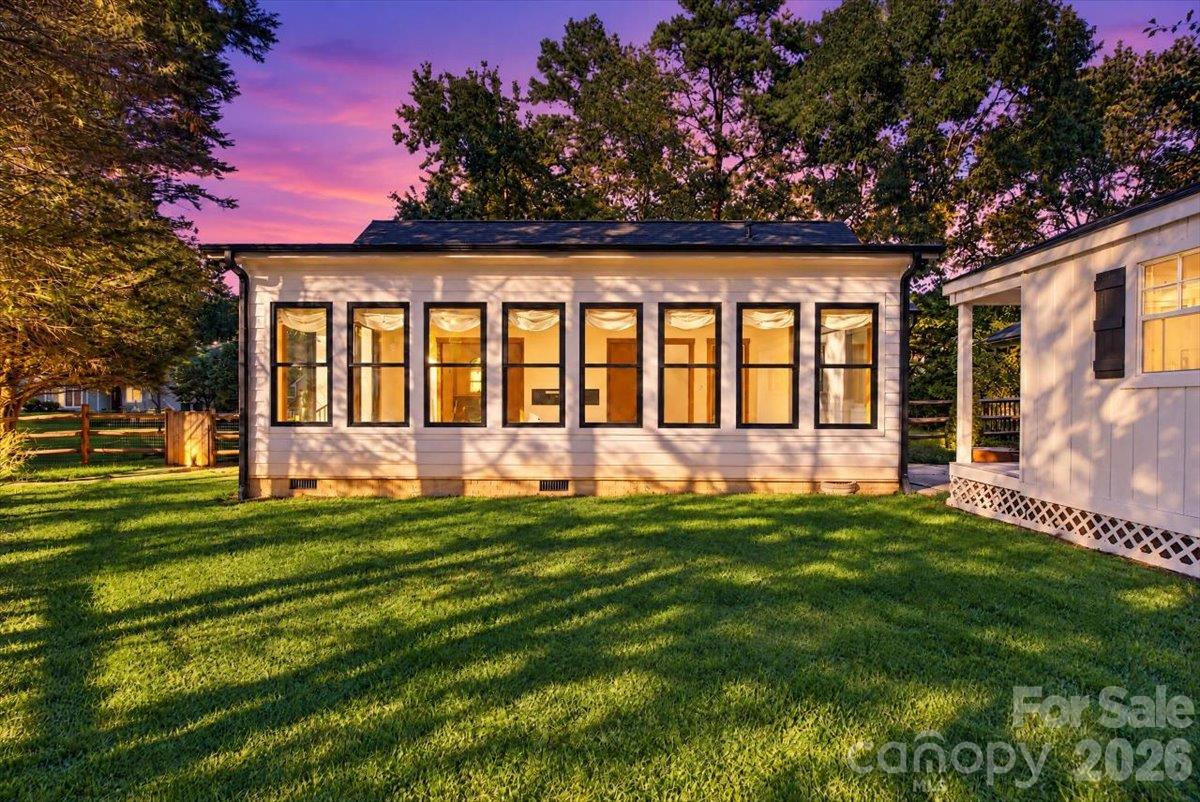 12328 Sparkling Way Property Photo 33