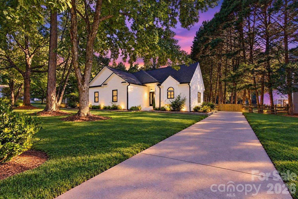 12328 Sparkling Way Property Photo 39
