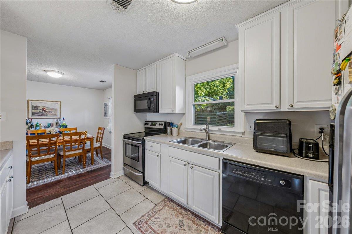 6000 Gate Post Road Property Photo 25