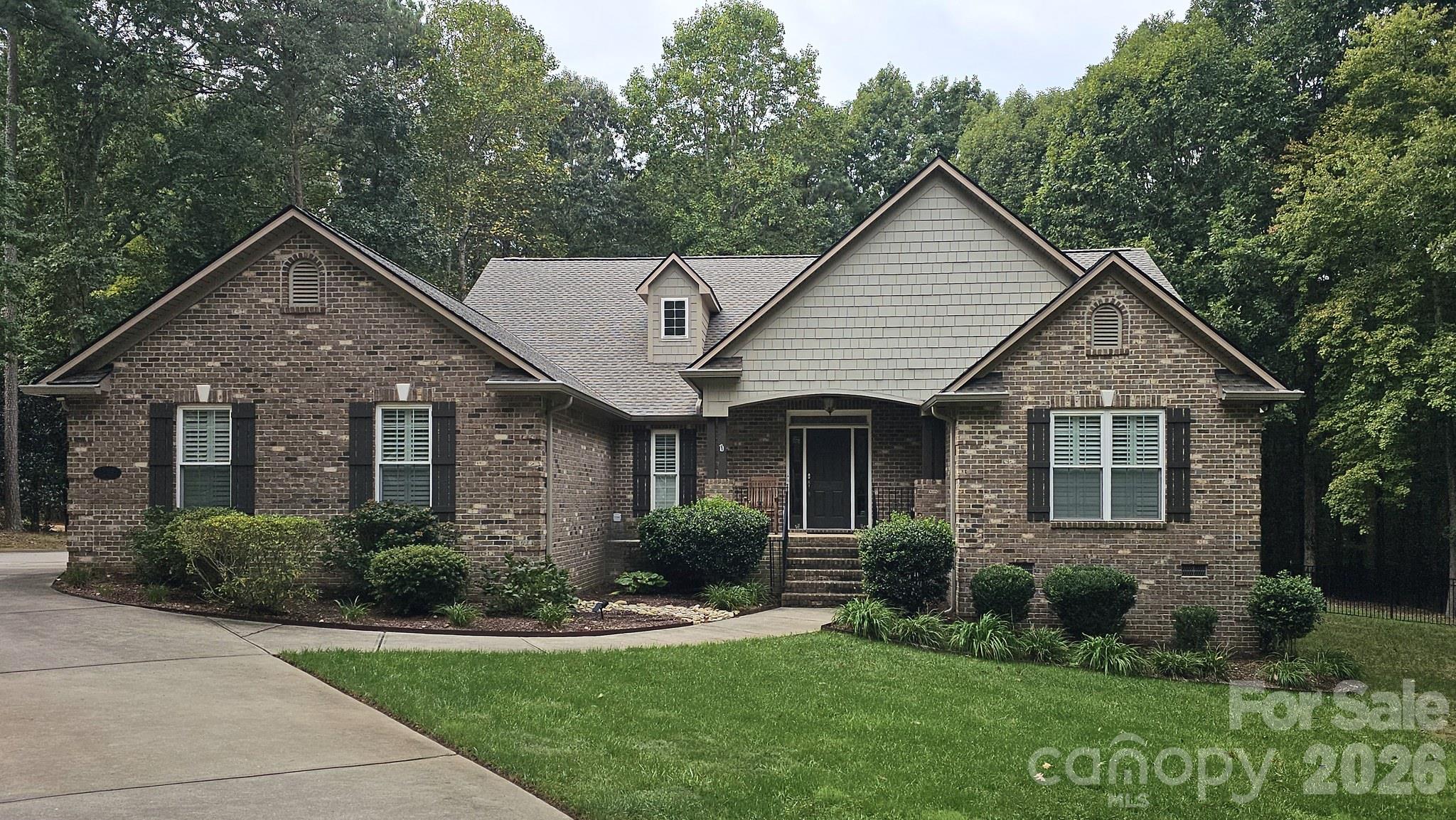 4587 Sawgrass Court Property Photo 1