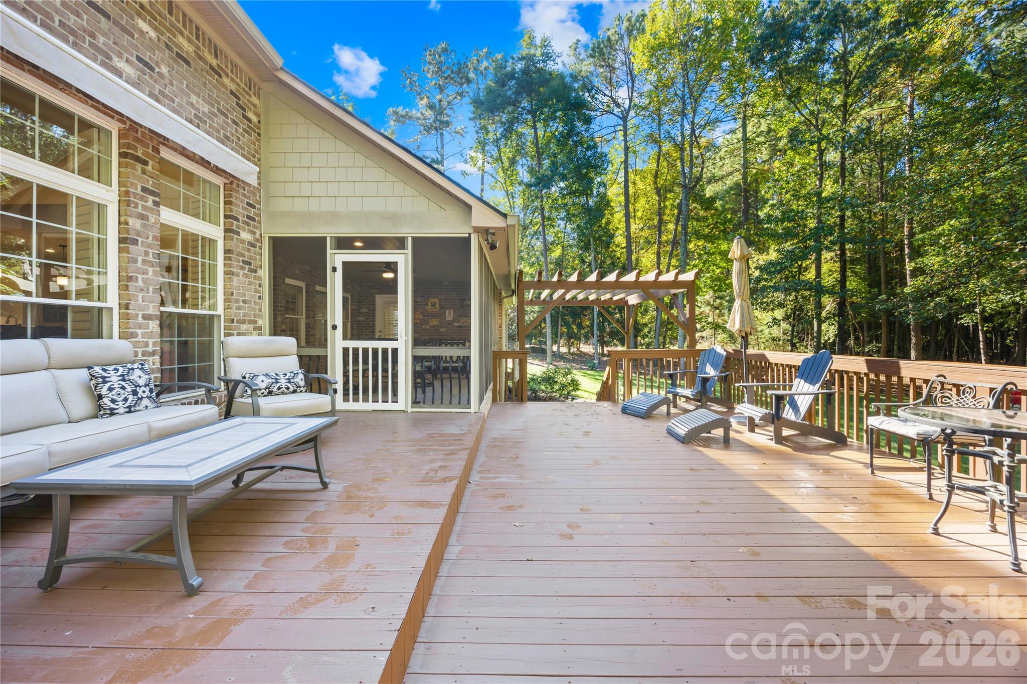 4587 Sawgrass Court Property Photo 16