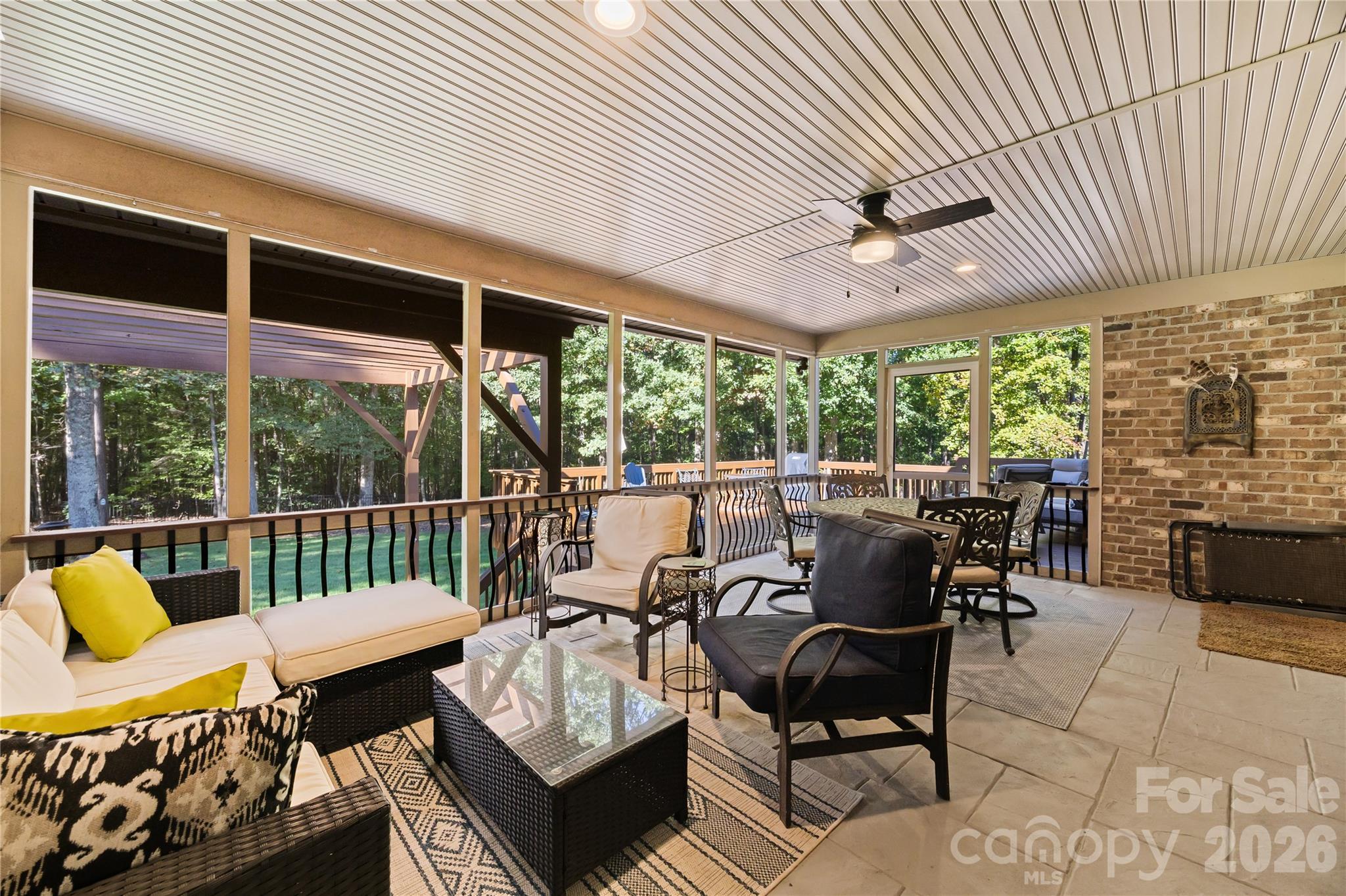 4587 Sawgrass Court Property Photo 18