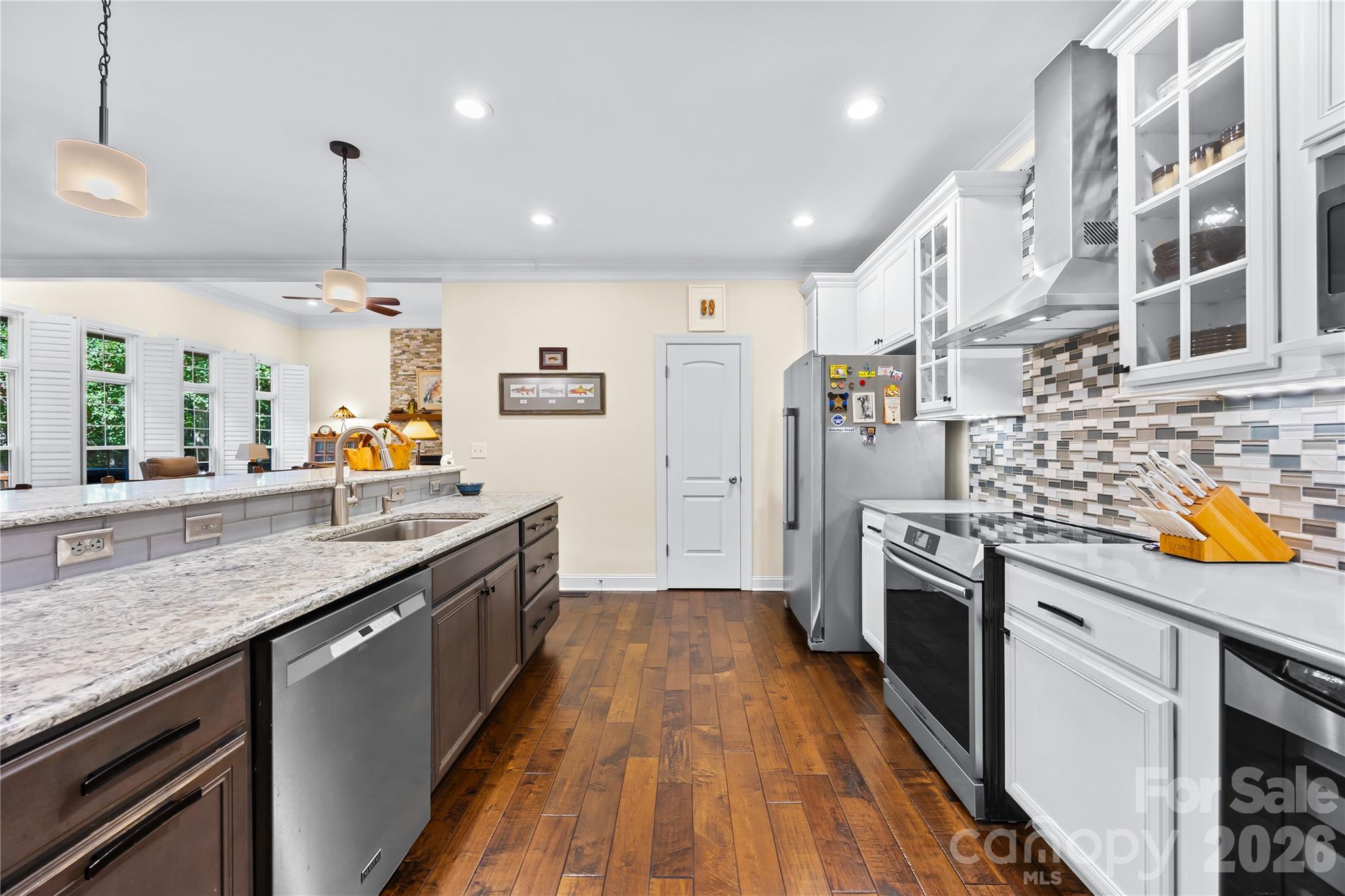 4587 Sawgrass Court Property Photo 28