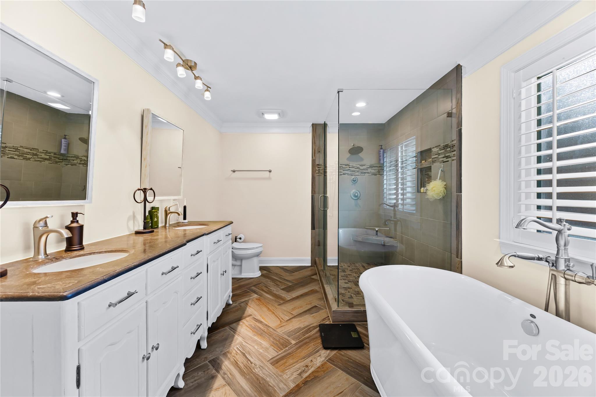 4587 Sawgrass Court Property Photo 36