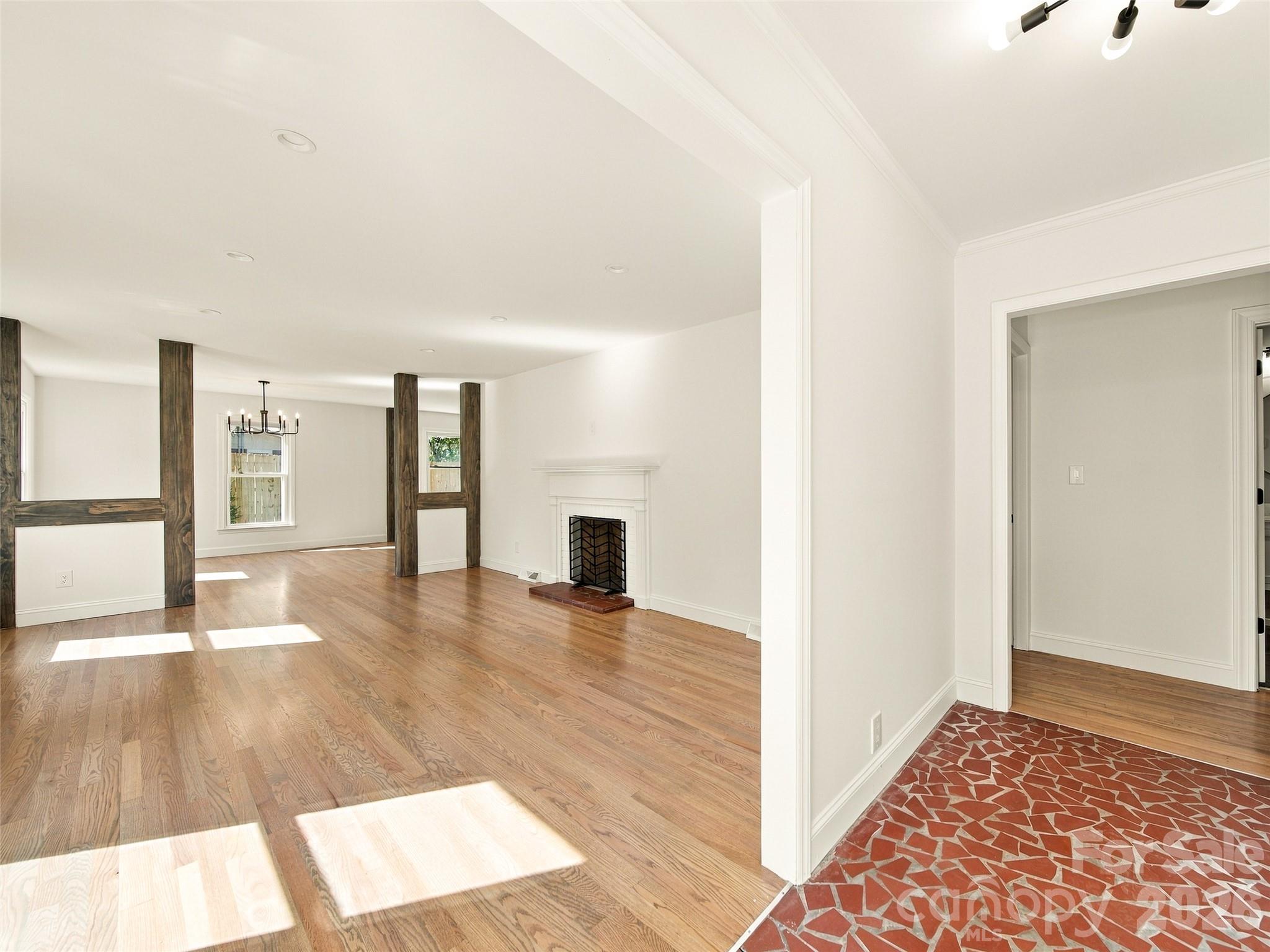 6 Crestwood Lane Property Photo 3