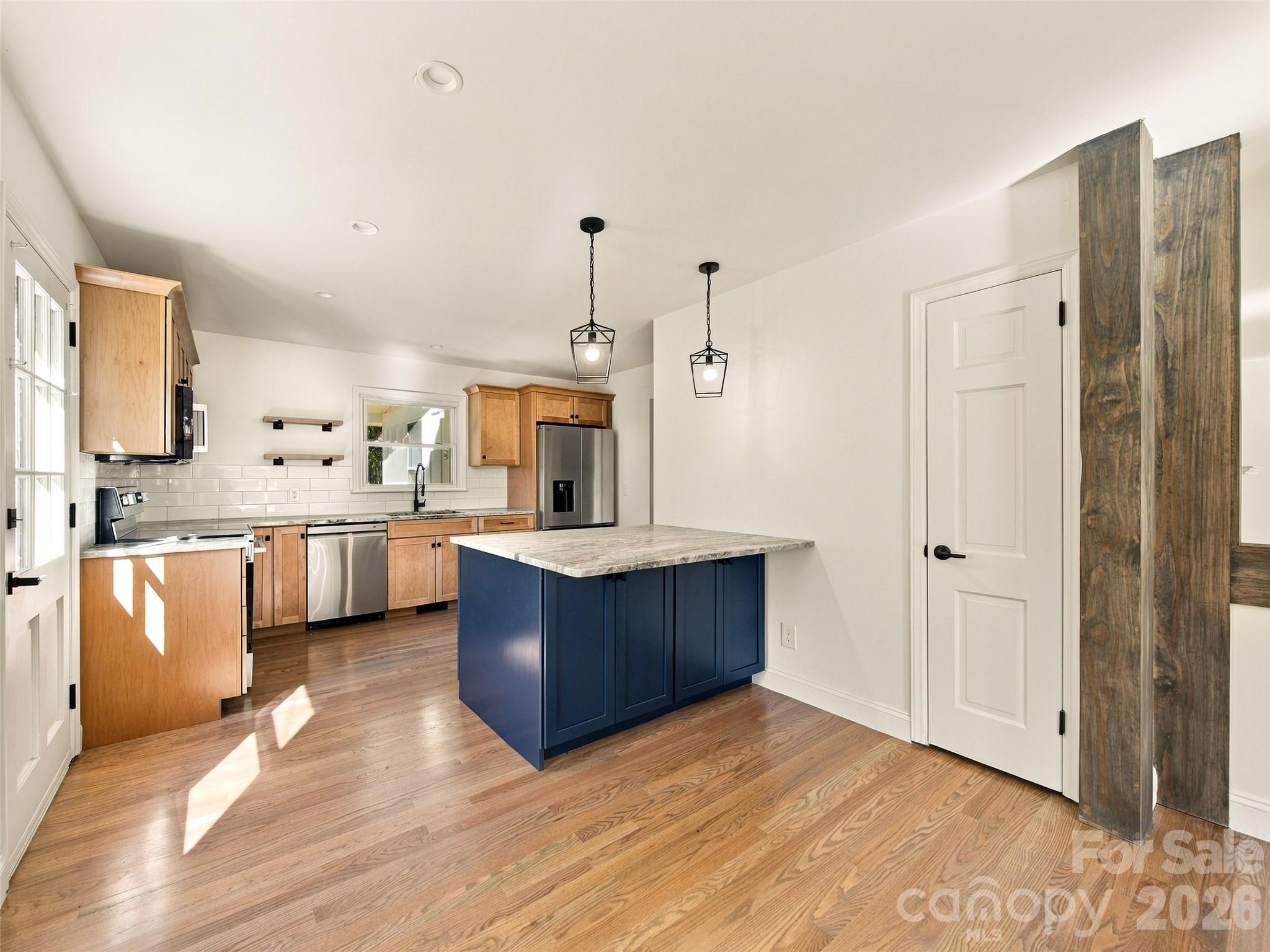 6 Crestwood Lane Property Photo 7