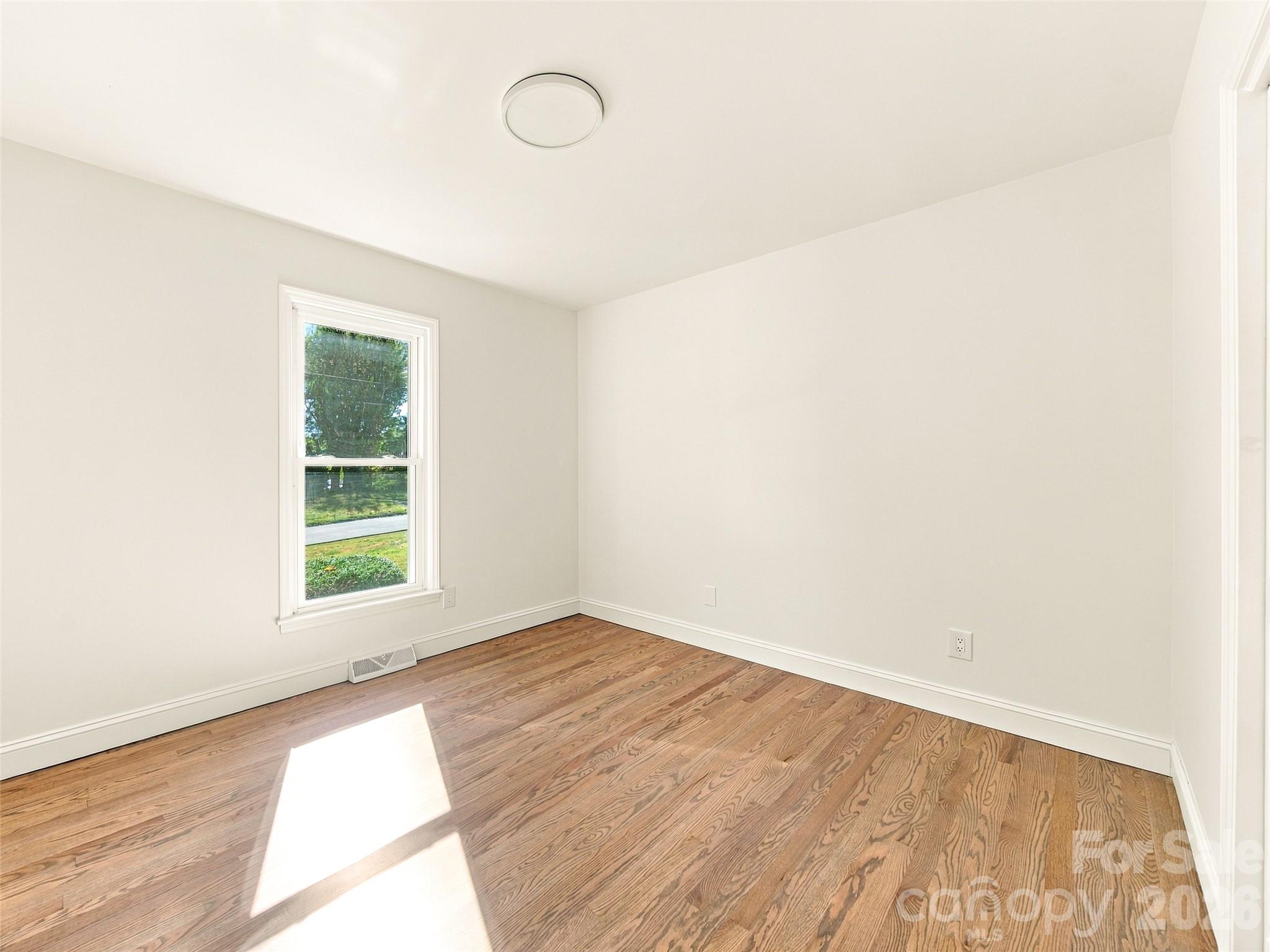 6 Crestwood Lane Property Photo 30
