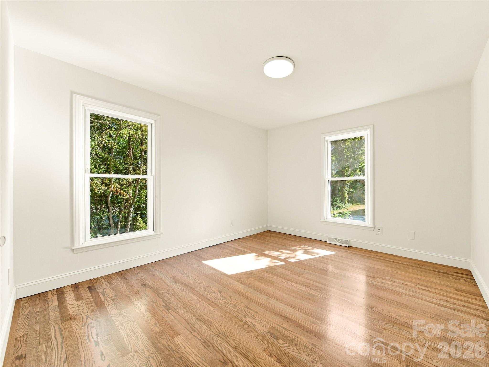 6 Crestwood Lane Property Photo 33