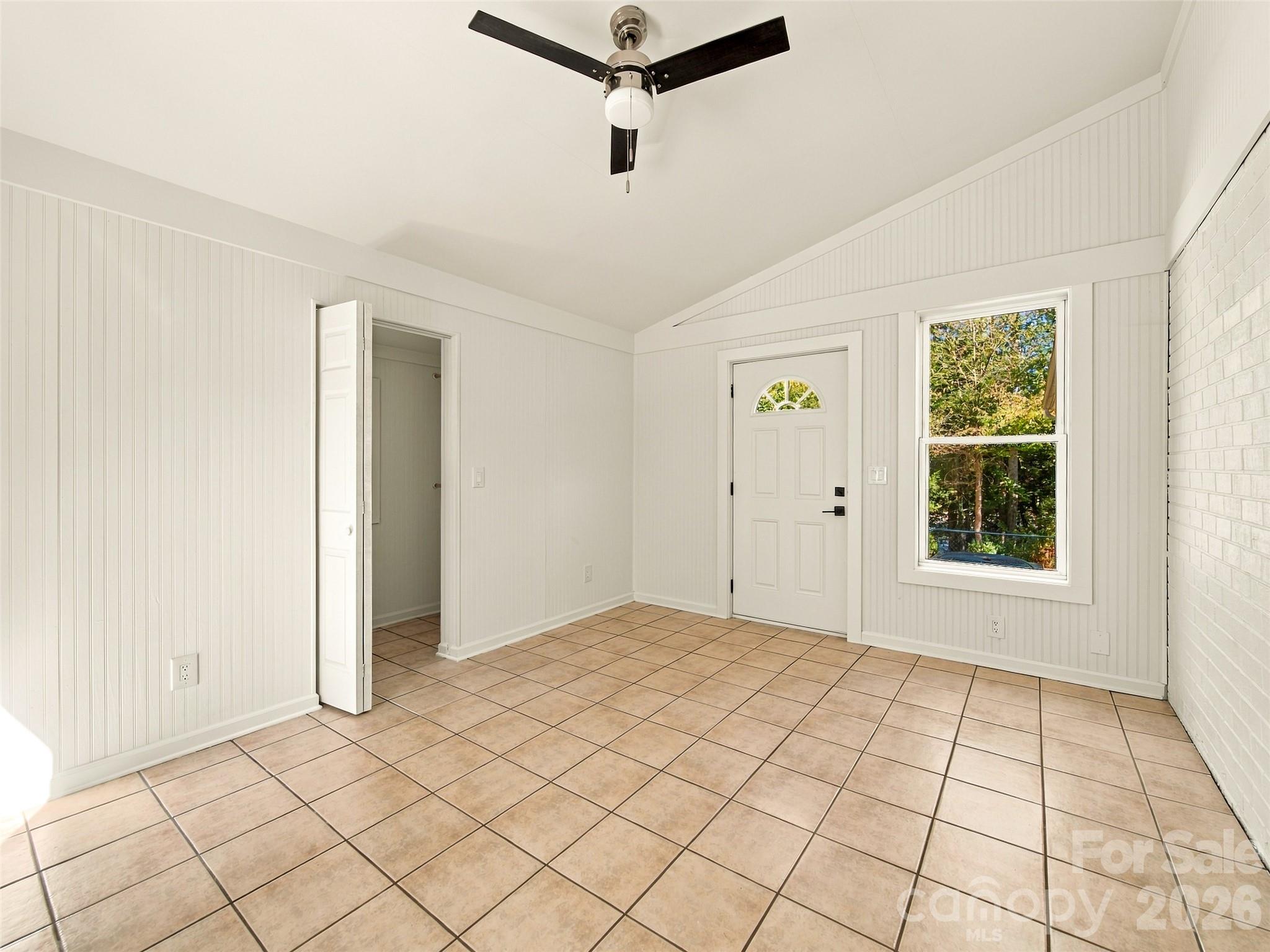 6 Crestwood Lane Property Photo 37
