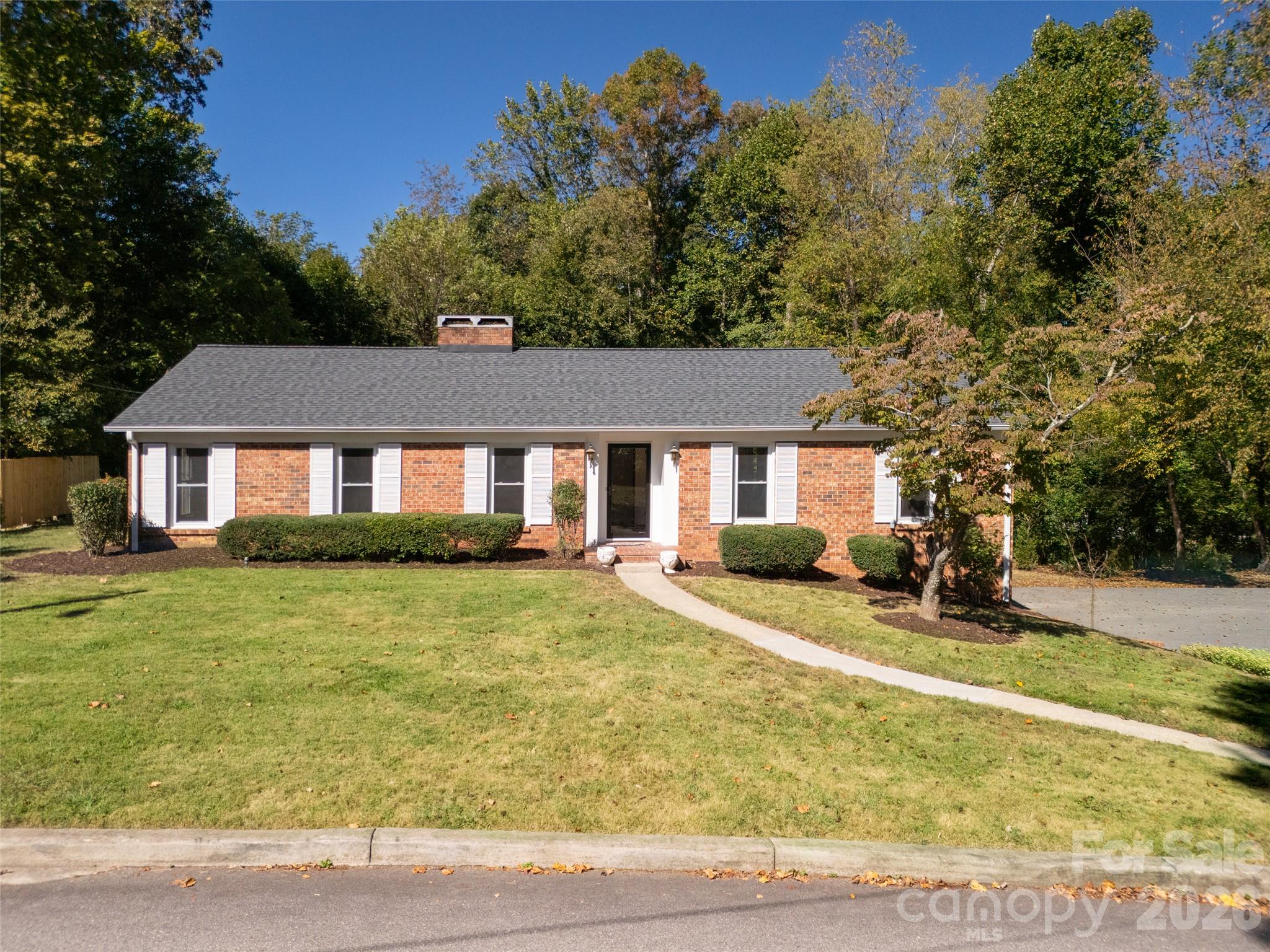 6 Crestwood Lane Property Photo 39