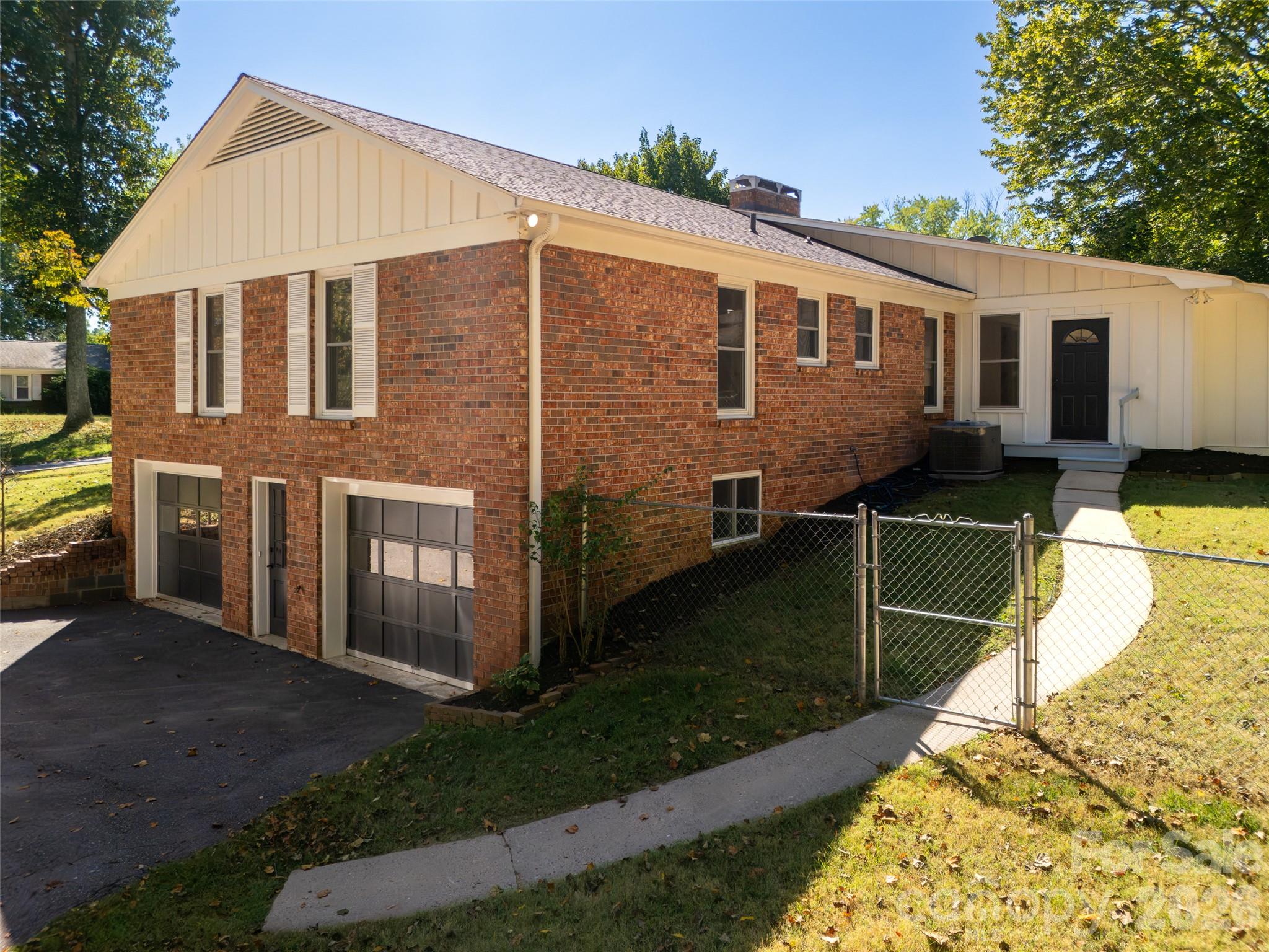 6 Crestwood Lane Property Photo 41