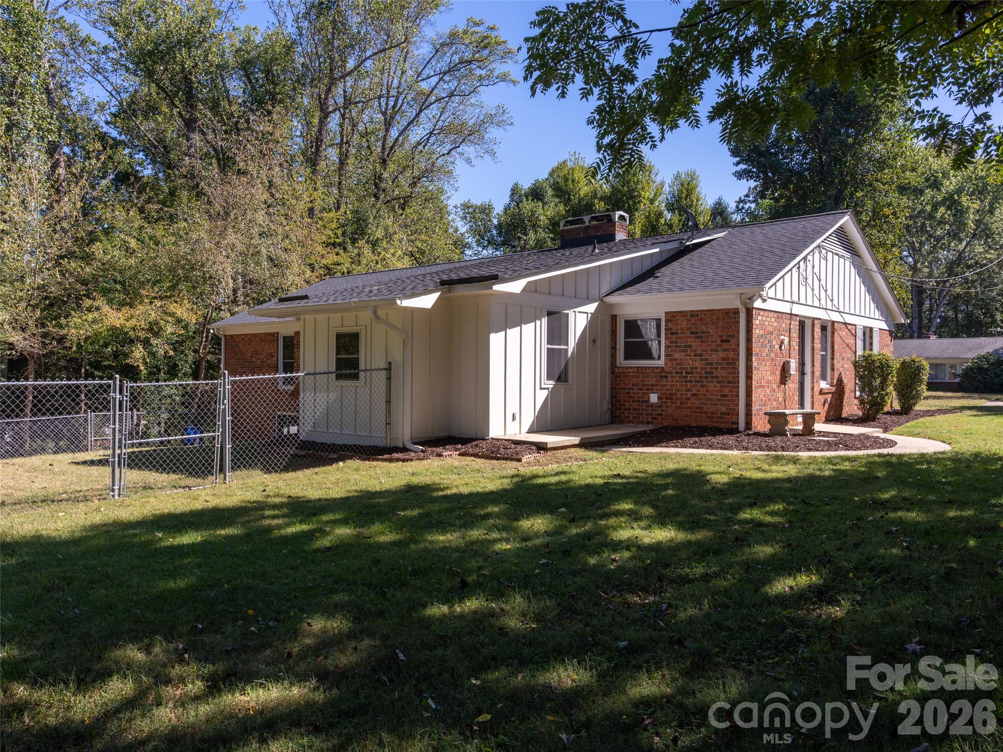 6 Crestwood Lane Property Photo 42