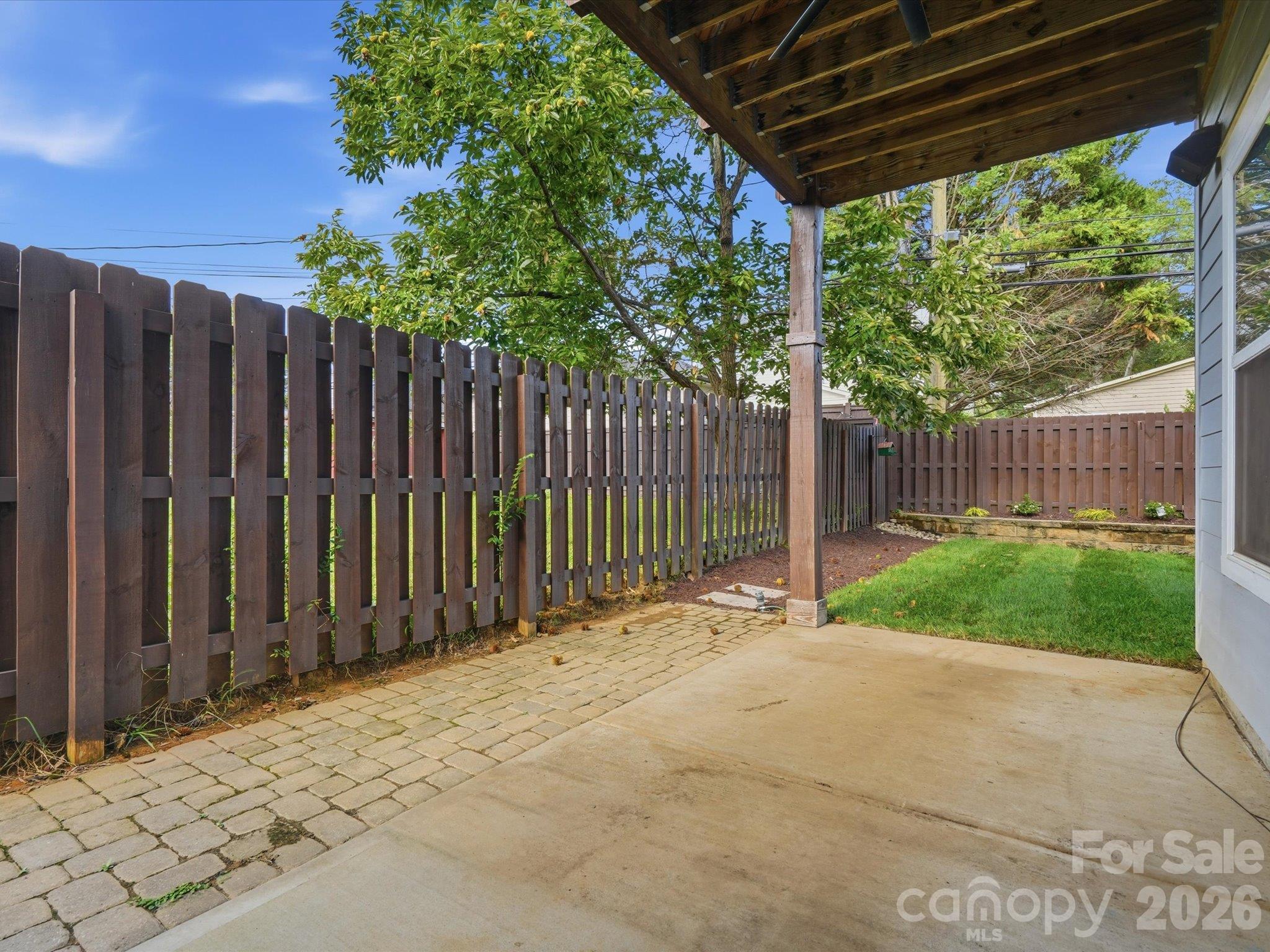 337 Belton Street Property Photo 37