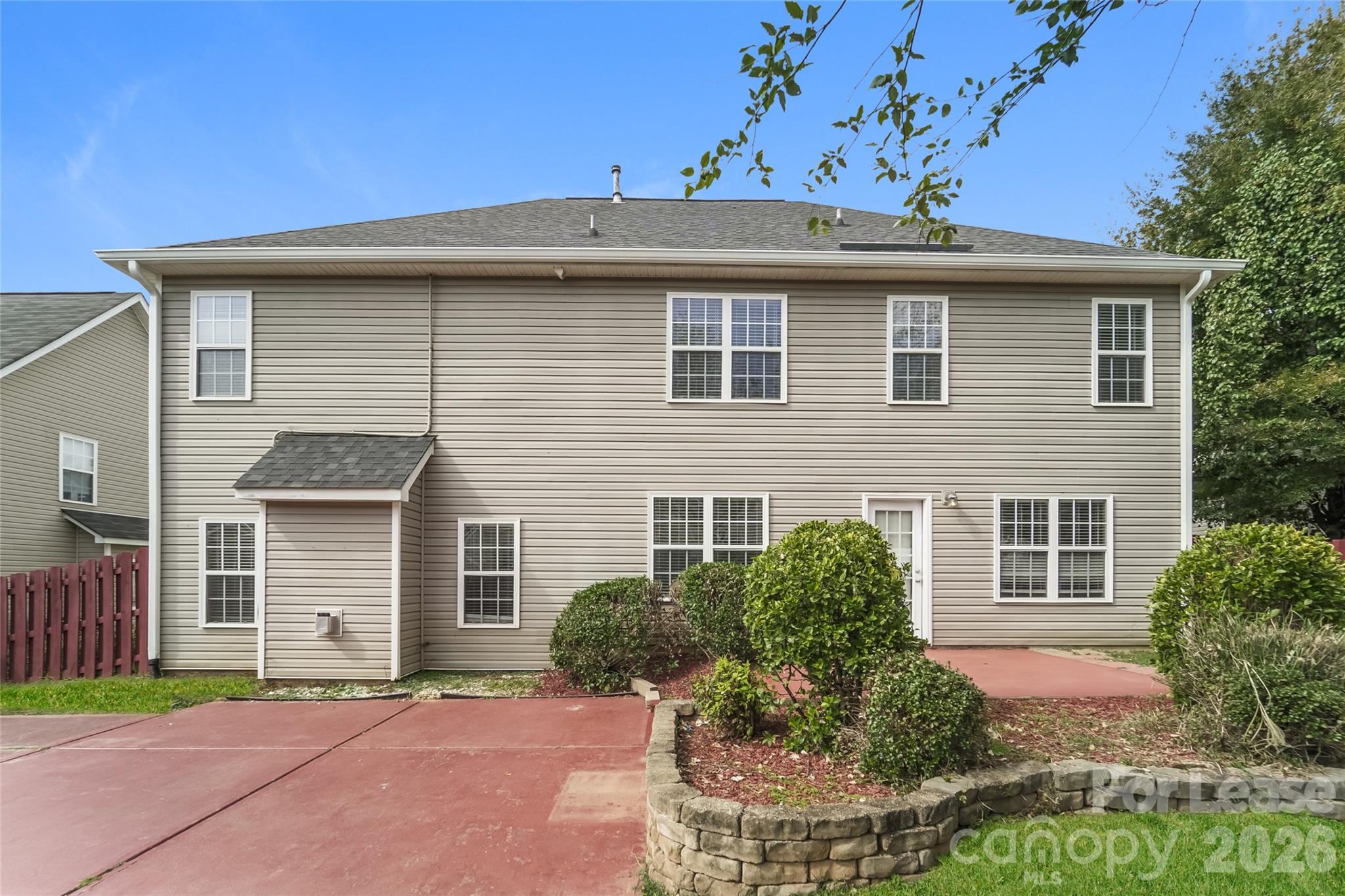 140 Dunnell Road Property Photo 15