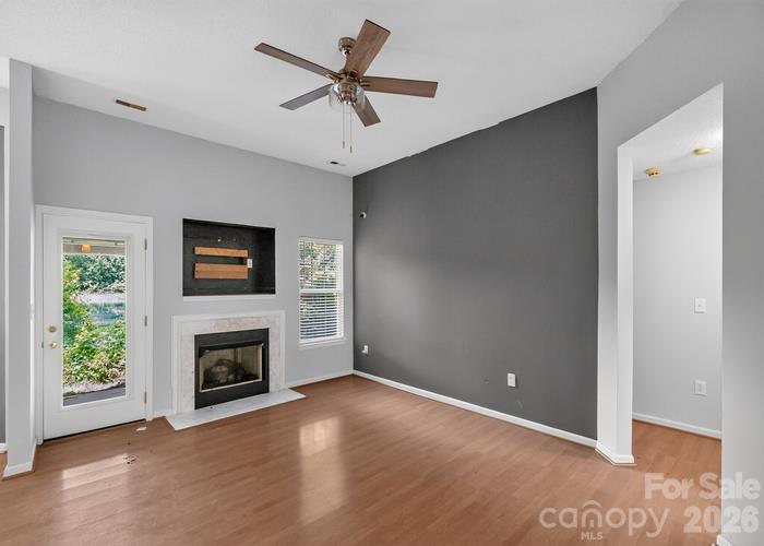 1021 Stinson Glen Lane Property Photo 3