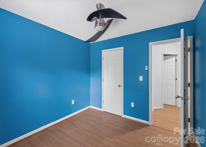 1021 Stinson Glen Lane Property Photo 14