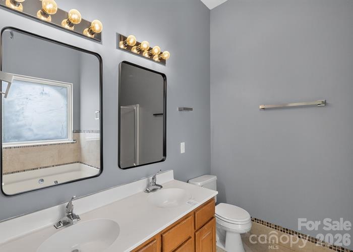 1021 Stinson Glen Lane Property Photo 20